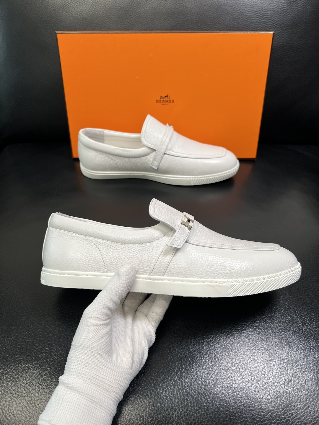 Hermes 高品质 顶级工艺品 爱马仕 专柜同步发售原厂配置，意大利进口原版牛皮面料，高品质拼接工艺，