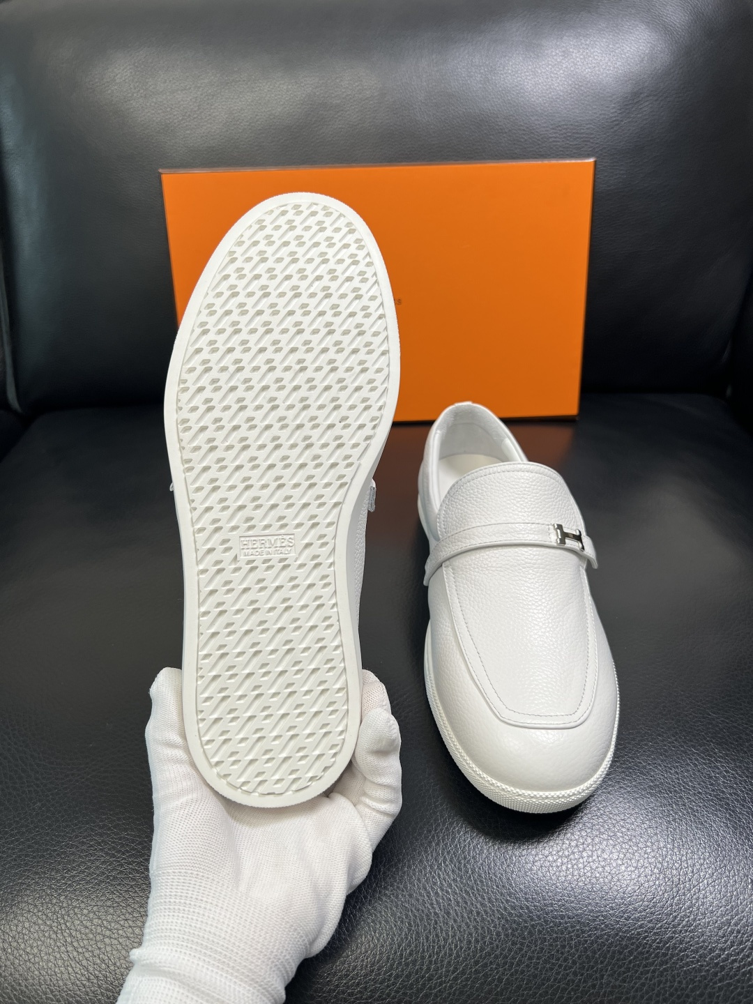 Hermes 高品质 顶级工艺品 爱马仕 专柜同步发售原厂配置，意大利进口原版牛皮面料，高品质拼接工艺，