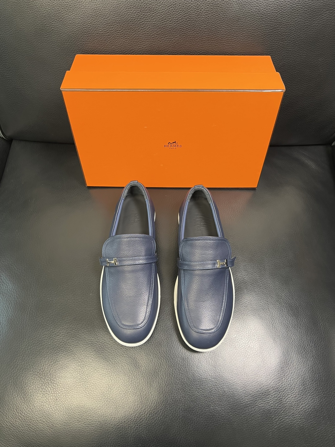 Hermes 高品质 顶级工艺品 爱马仕 专柜同步发售原厂配置，意大利进口原版牛皮面料，高品质拼接工艺，