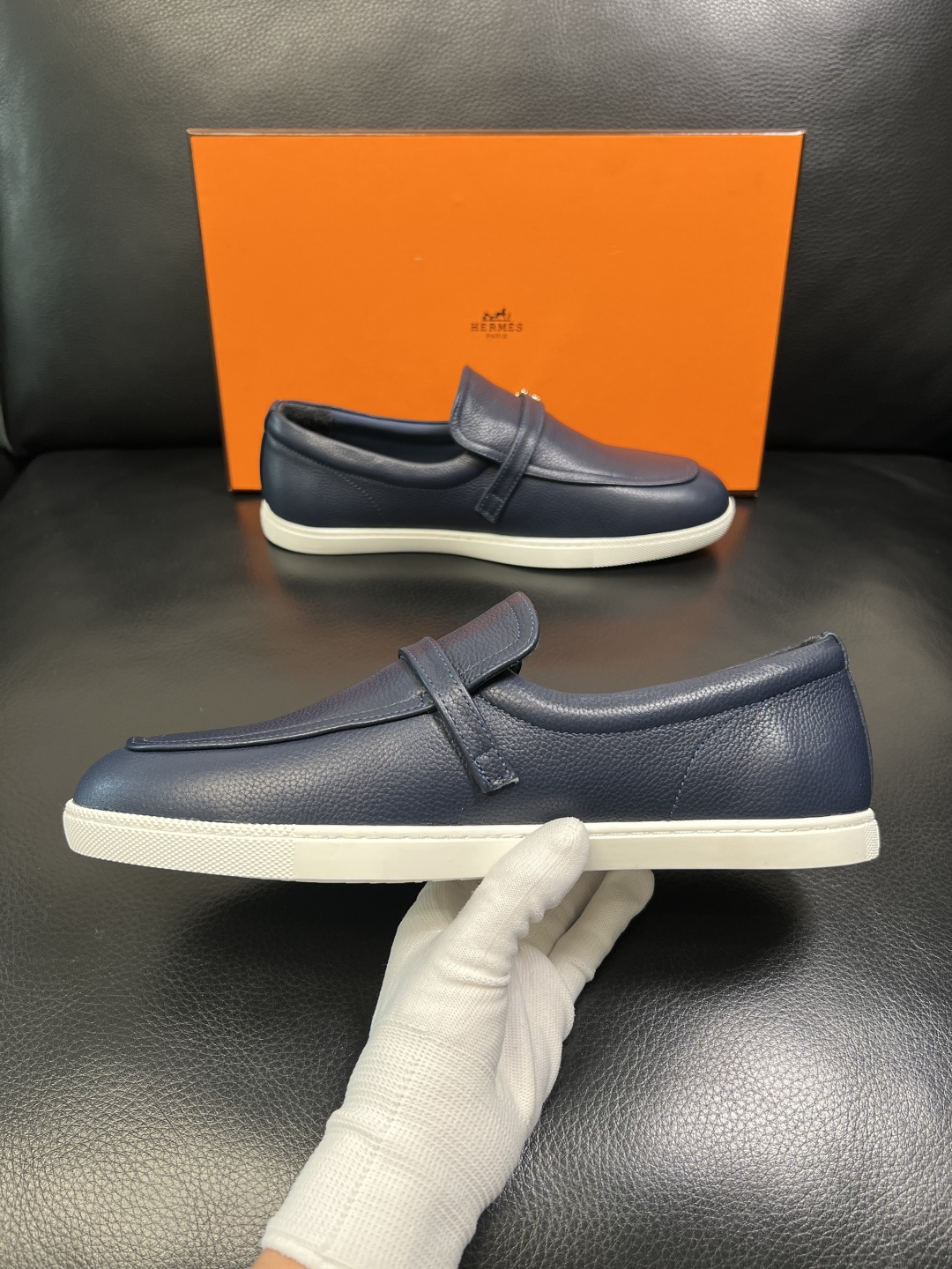 Hermes 高品质 顶级工艺品 爱马仕 专柜同步发售原厂配置，意大利进口原版牛皮面料，高品质拼接工艺，