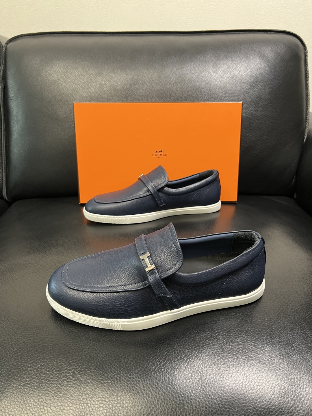 Hermes 高品质 顶级工艺品 爱马仕 专柜同步发售原厂配置，意大利进口原版牛皮面料，高品质拼接工艺，