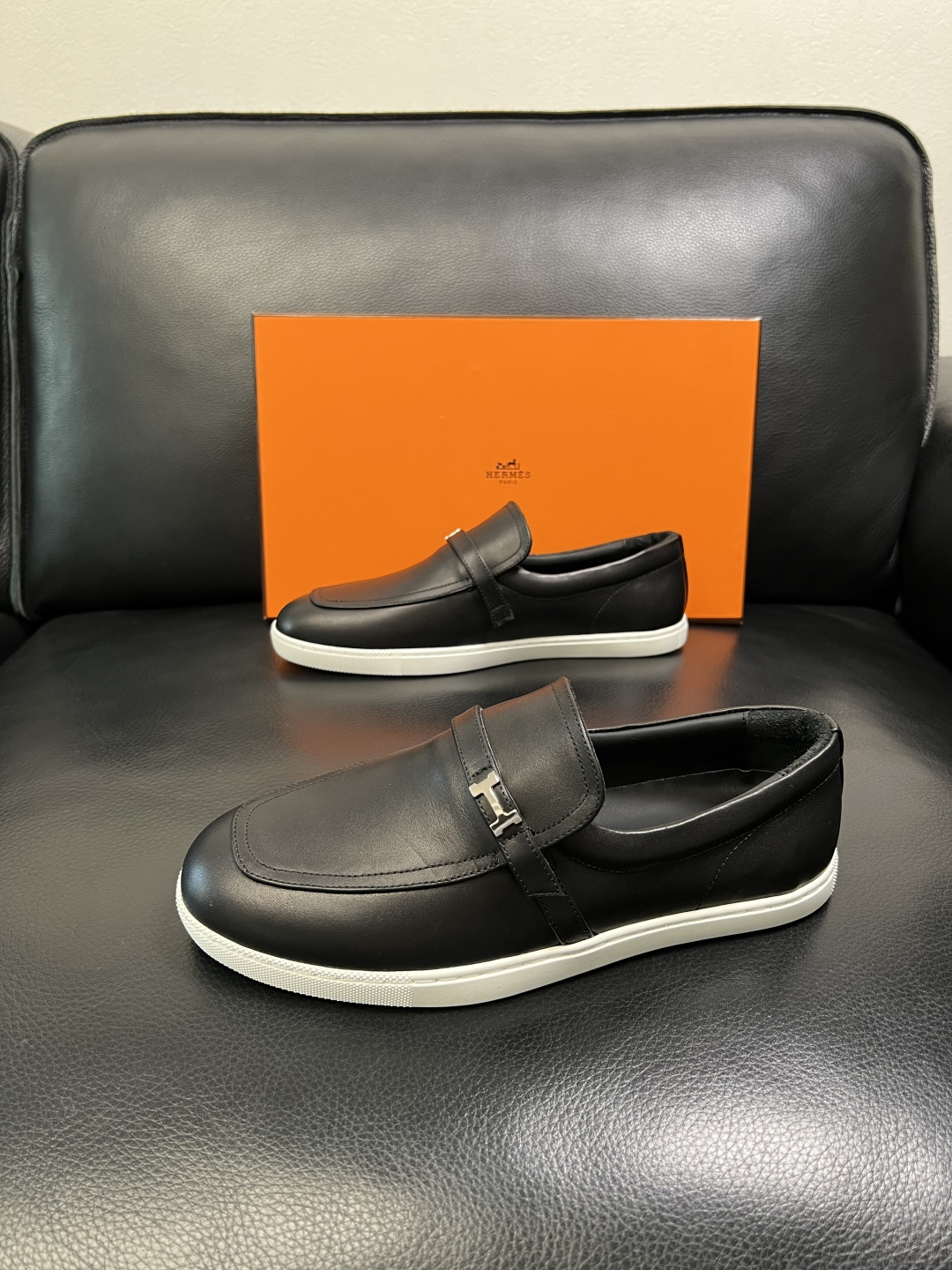 Hermes 高品质 顶级工艺品 爱马仕 专柜同步发售原厂配置，意大利进口原版牛皮面料，高品质拼接工艺，