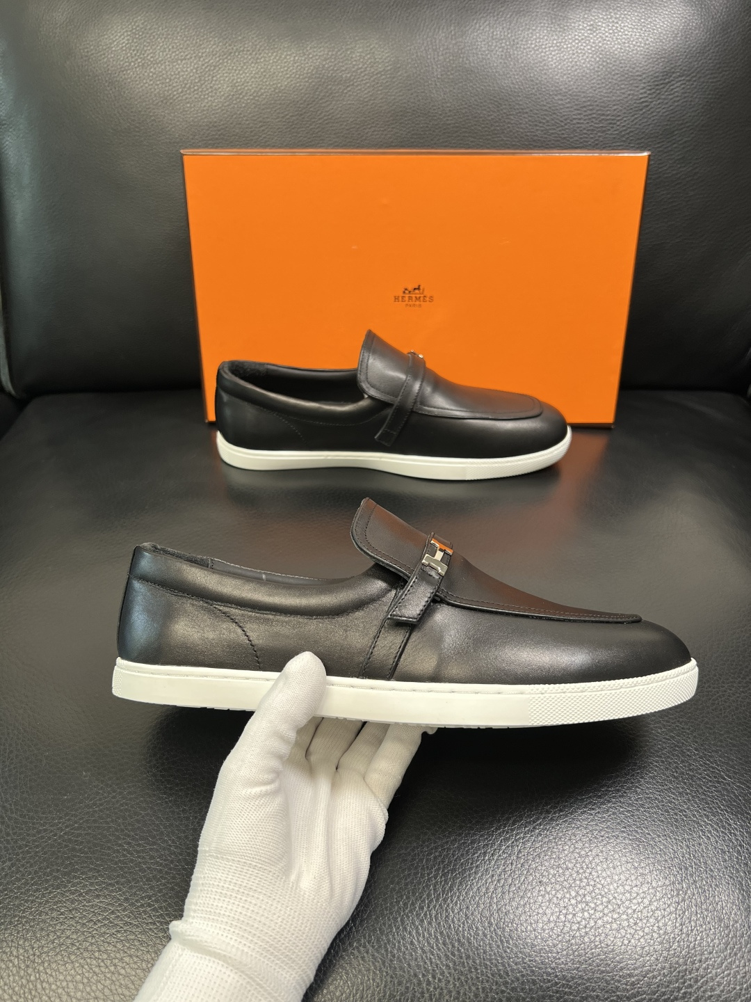 Hermes 高品质 顶级工艺品 爱马仕 专柜同步发售原厂配置，意大利进口原版牛皮面料，高品质拼接工艺，