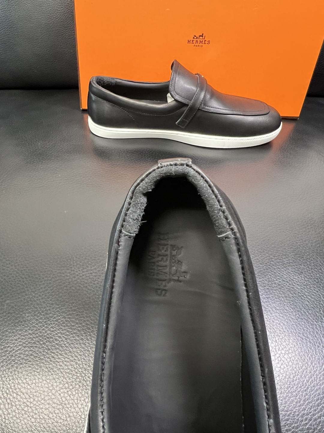 Hermes 高品质 顶级工艺品 爱马仕 专柜同步发售原厂配置，意大利进口原版牛皮面料，高品质拼接工艺，