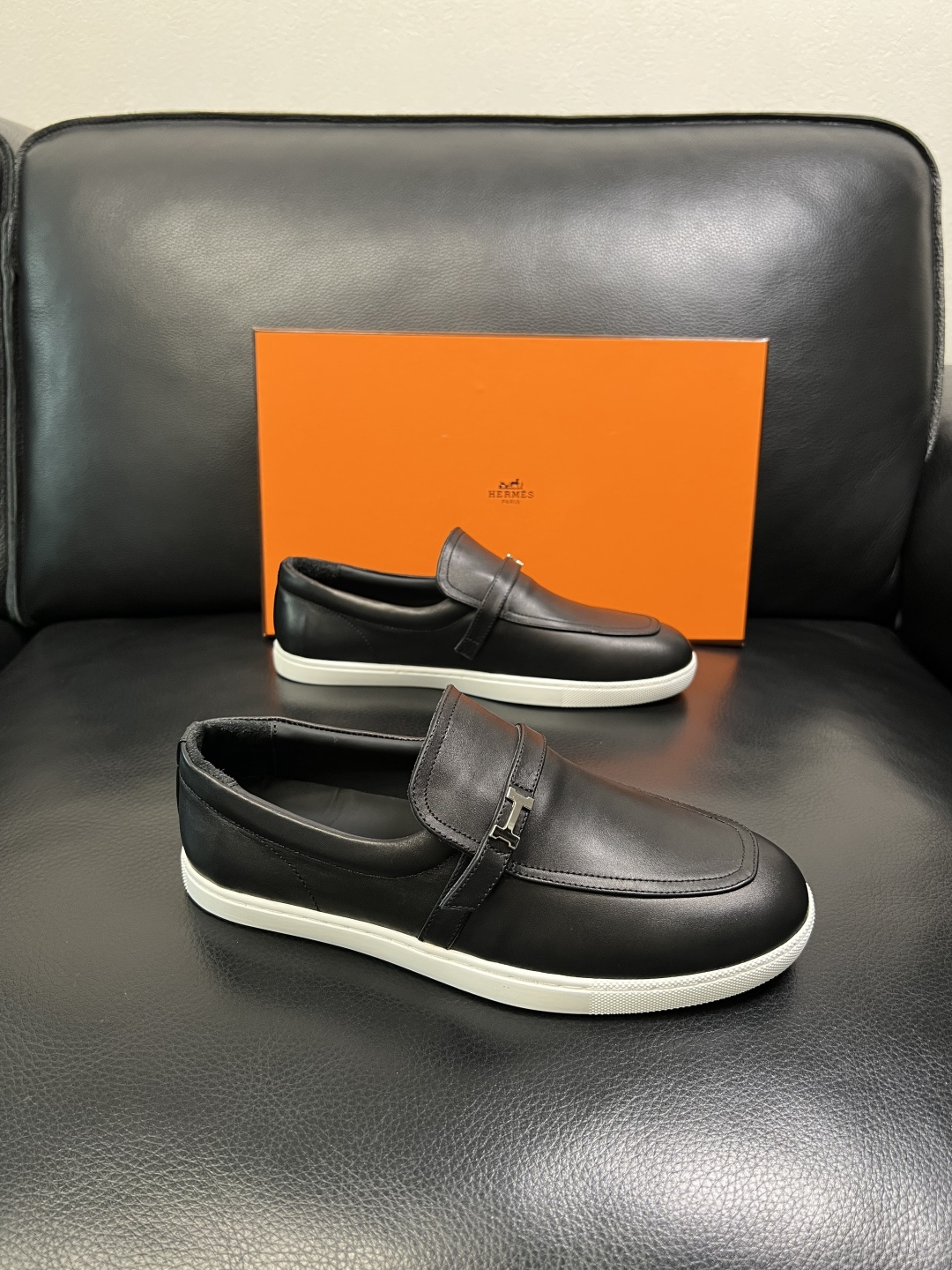 Hermes 高品质 顶级工艺品 爱马仕 专柜同步发售原厂配置，意大利进口原版牛皮面料，高品质拼接工艺，