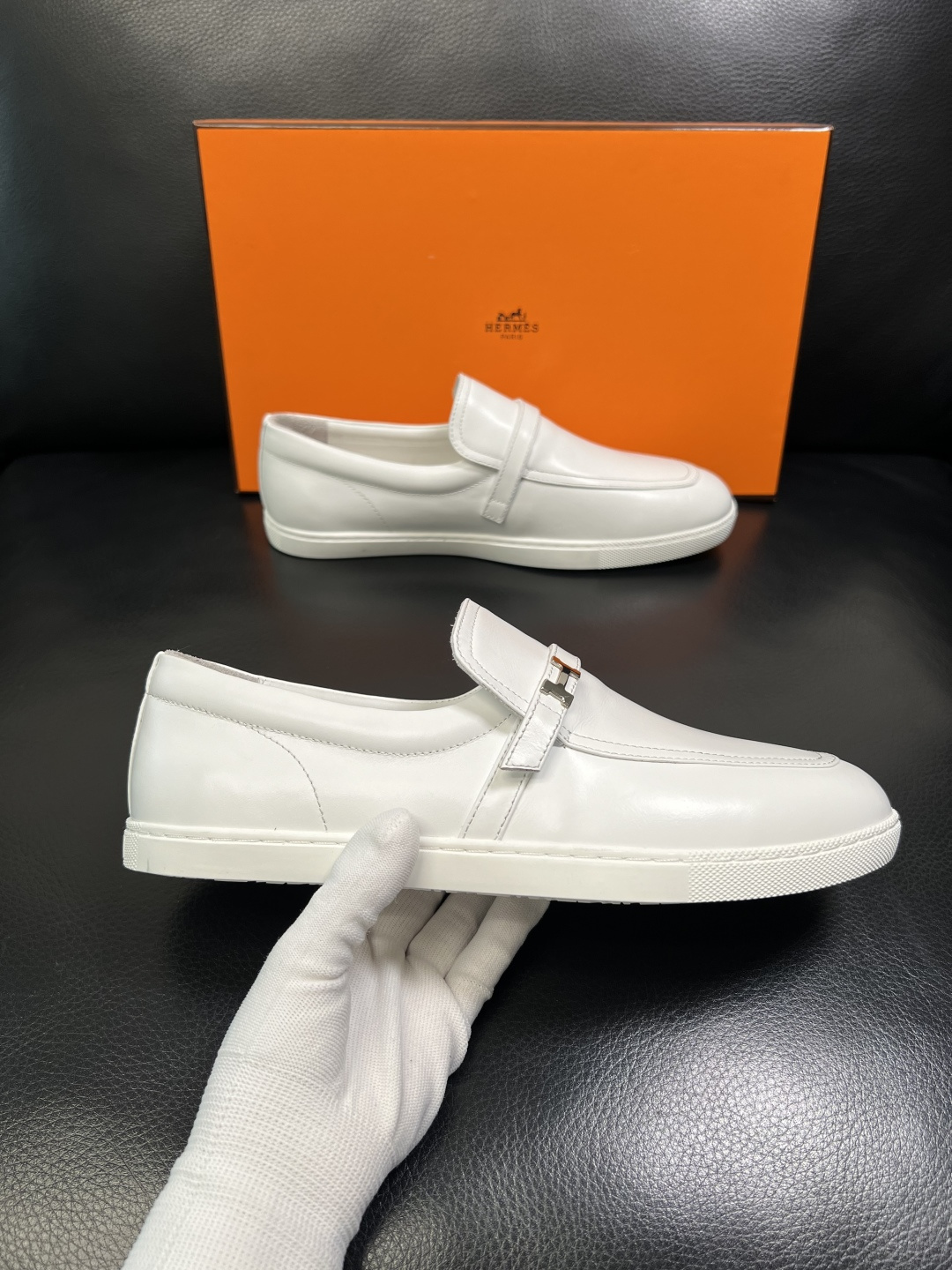 Hermes 高品质 顶级工艺品 爱马仕 专柜同步发售原厂配置，意大利进口原版牛皮面料，高品质拼接工艺，