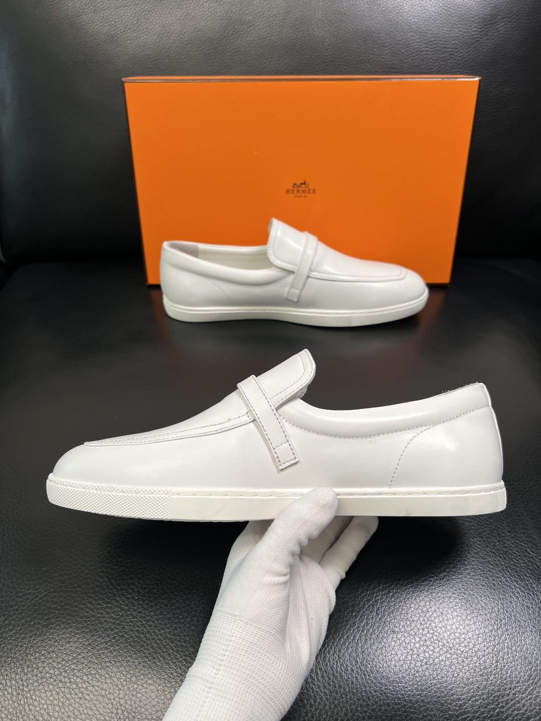 Hermes 高品质 顶级工艺品 爱马仕 专柜同步发售原厂配置，意大利进口原版牛皮面料，高品质拼接工艺，