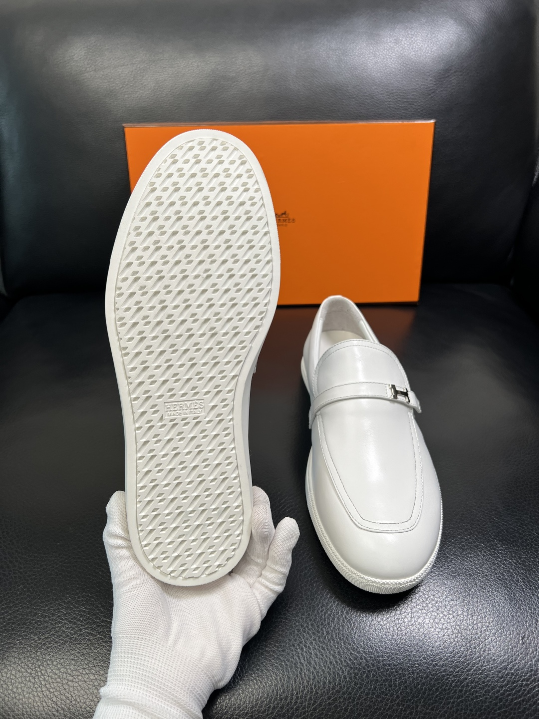 Hermes 高品质 顶级工艺品 爱马仕 专柜同步发售原厂配置，意大利进口原版牛皮面料，高品质拼接工艺，