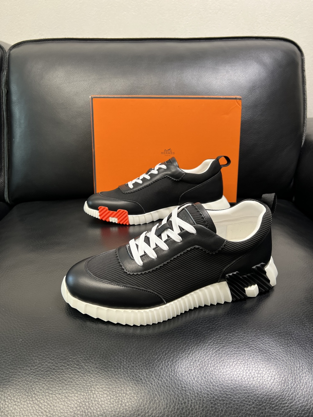 Hermes 高品质 顶级工艺品 爱马仕 专柜同步发售原厂配置，意大利进口原版牛皮面料，高品质拼接工艺，