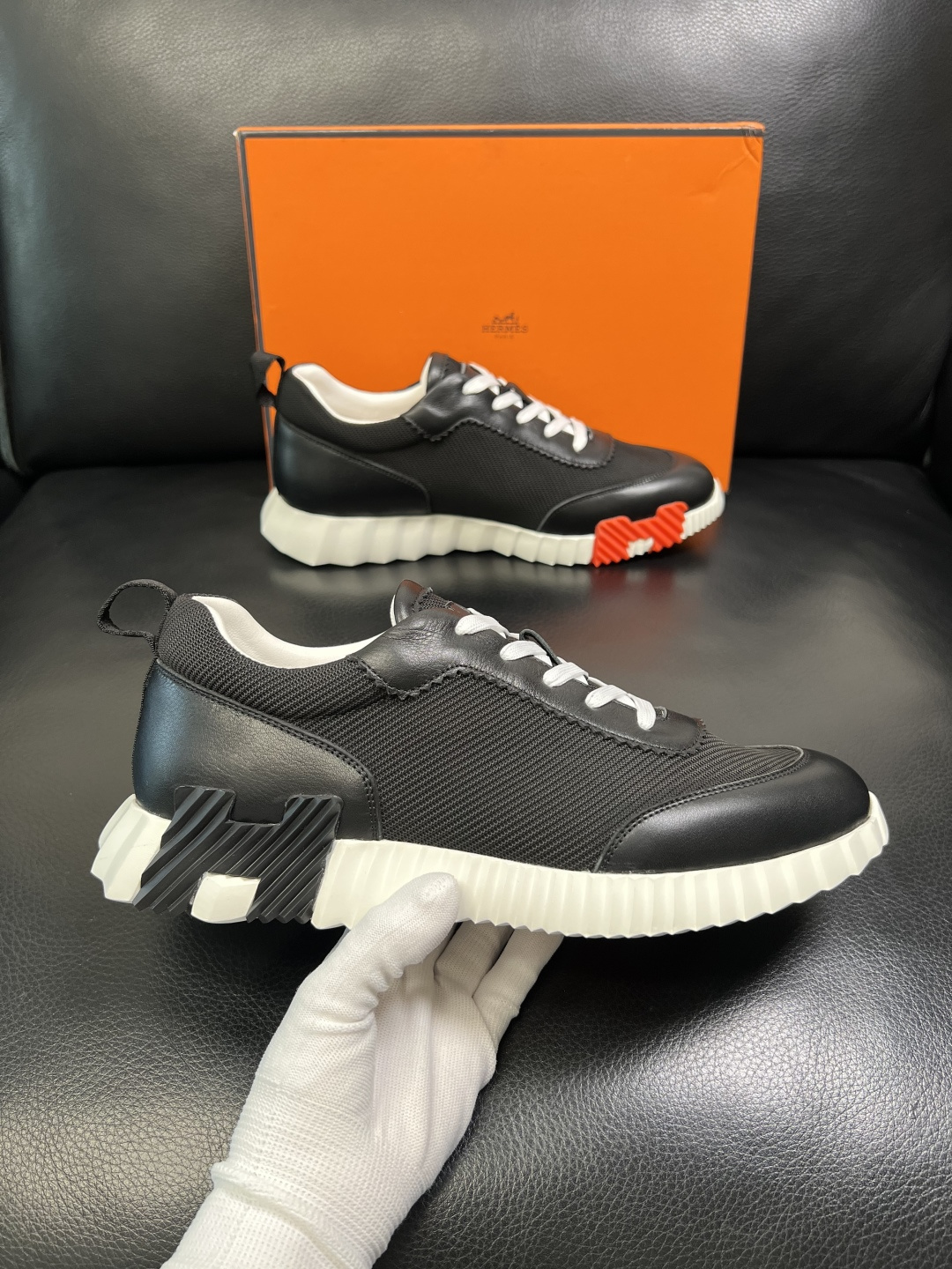 Hermes 高品质 顶级工艺品 爱马仕 专柜同步发售原厂配置，意大利进口原版牛皮面料，高品质拼接工艺，