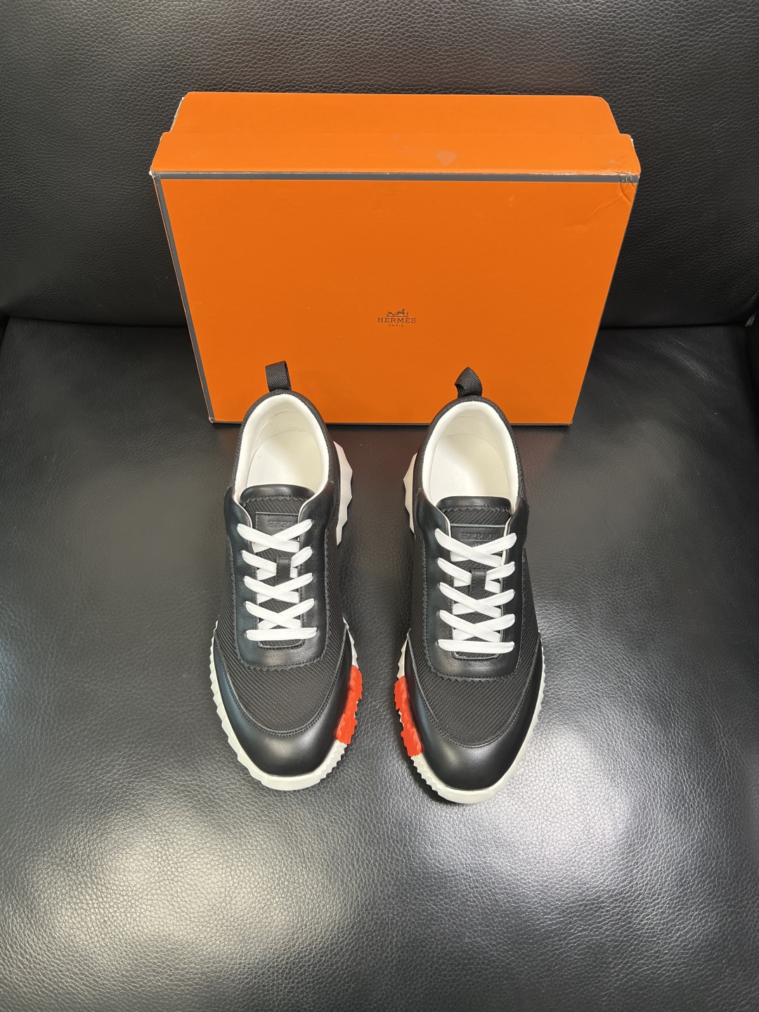 Hermes 高品质 顶级工艺品 爱马仕 专柜同步发售原厂配置，意大利进口原版牛皮面料，高品质拼接工艺，