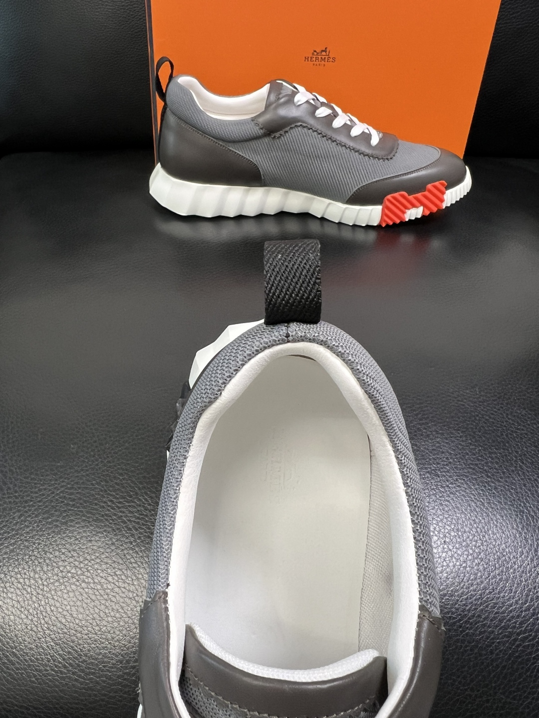 Hermes 高品质 顶级工艺品 爱马仕 专柜同步发售原厂配置，意大利进口原版牛皮面料，高品质拼接工艺，