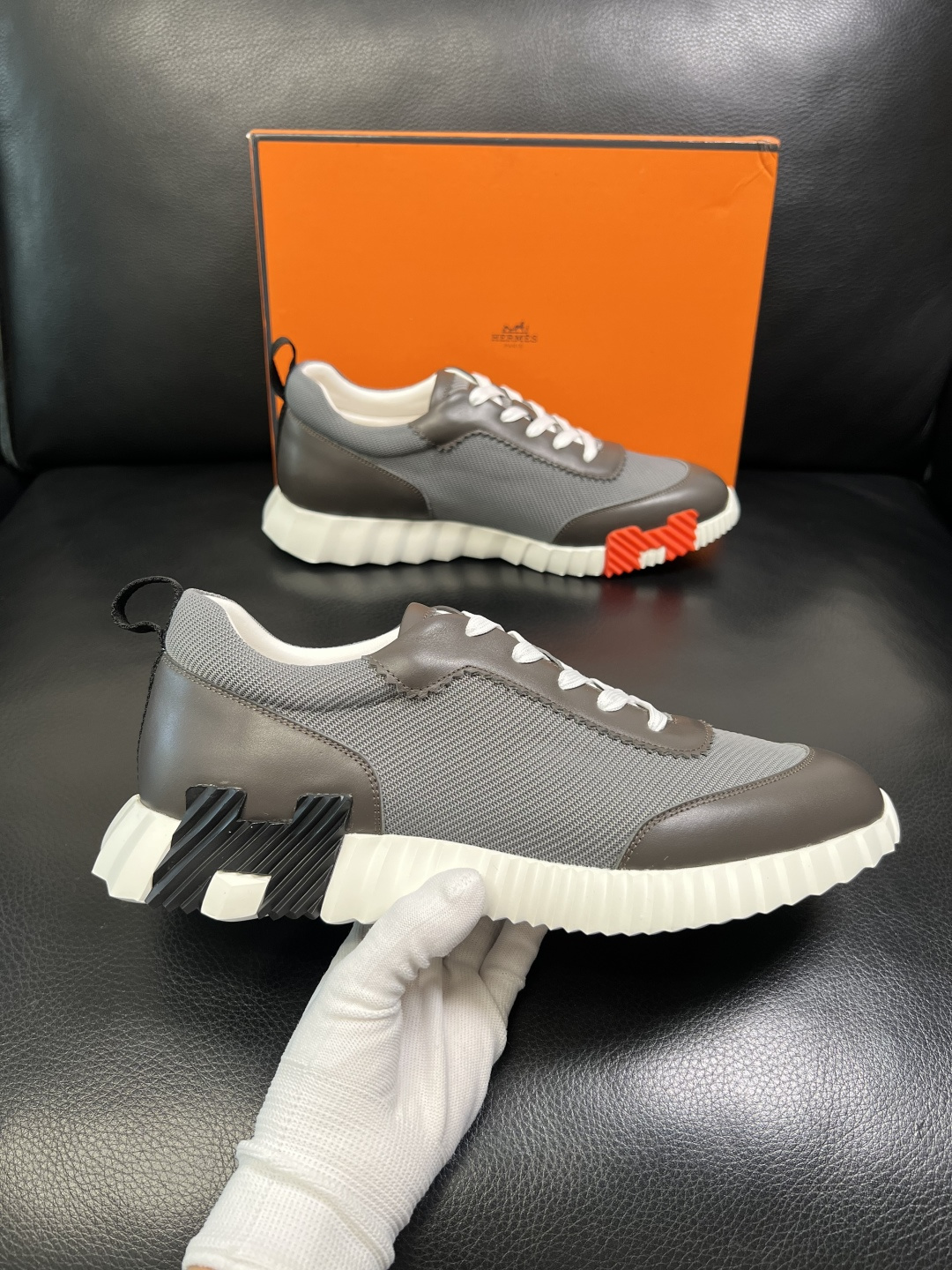 Hermes 高品质 顶级工艺品 爱马仕 专柜同步发售原厂配置，意大利进口原版牛皮面料，高品质拼接工艺，