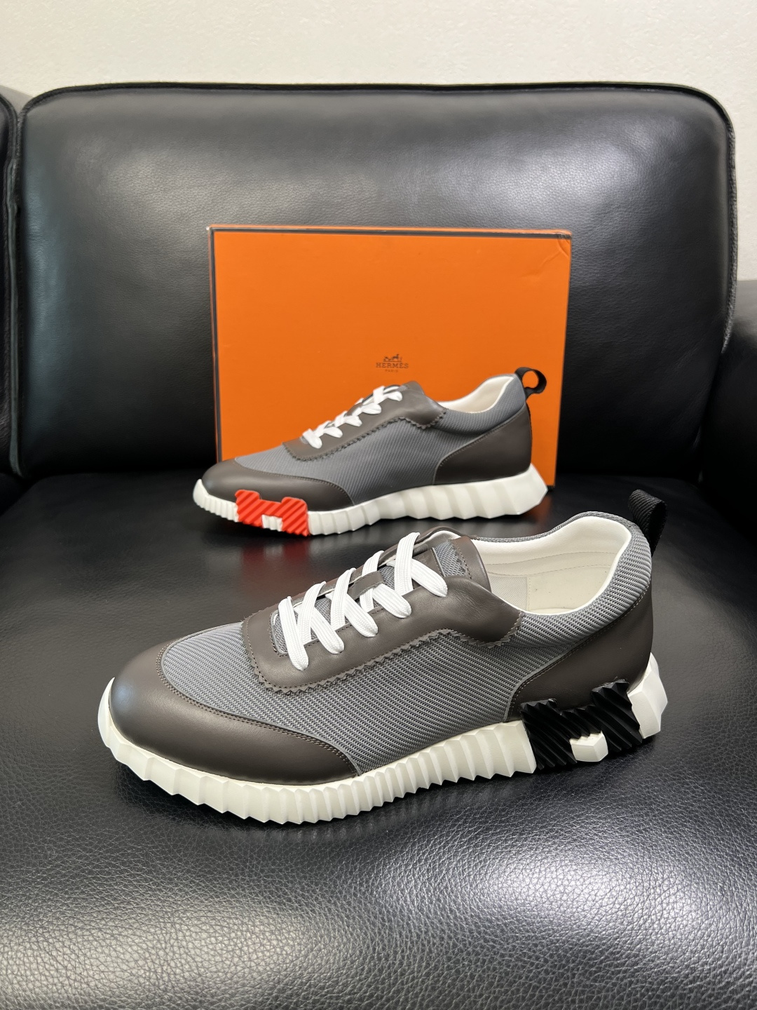 Hermes 高品质 顶级工艺品 爱马仕 专柜同步发售原厂配置，意大利进口原版牛皮面料，高品质拼接工艺，