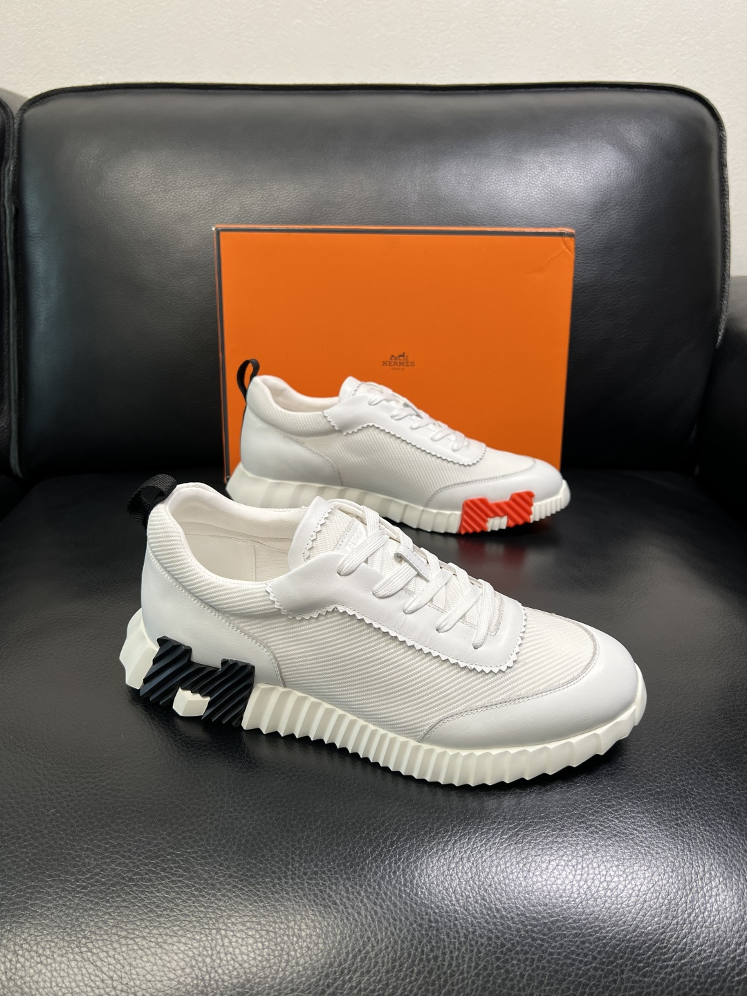 Hermes 高品质 顶级工艺品 爱马仕 专柜同步发售原厂配置，意大利进口原版牛皮面料，高品质拼接工艺，