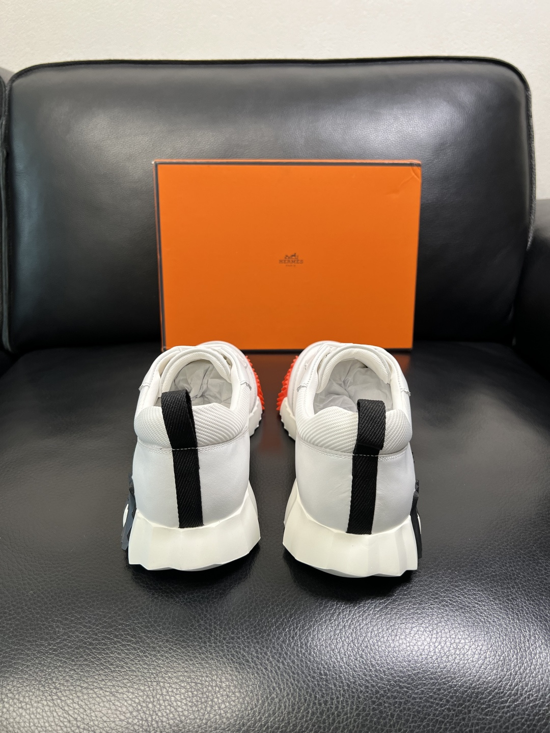 Hermes 高品质 顶级工艺品 爱马仕 专柜同步发售原厂配置，意大利进口原版牛皮面料，高品质拼接工艺，