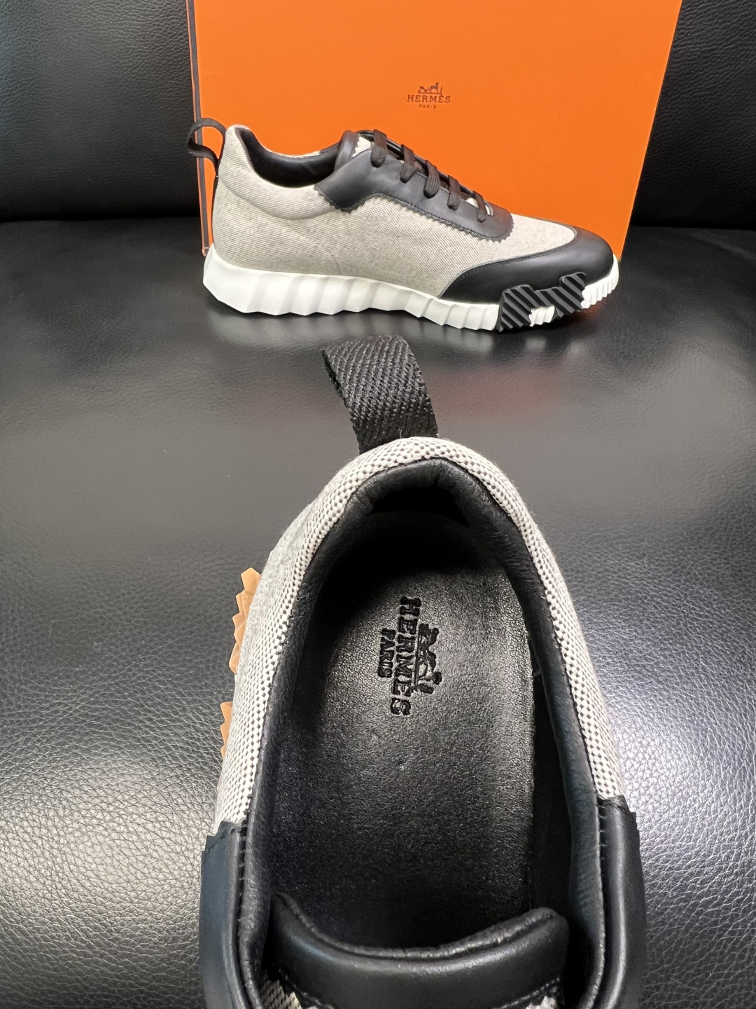 Hermes 高品质 顶级工艺品 爱马仕 专柜同步发售原厂配置，意大利进口原版牛皮面料，高品质拼接工艺，