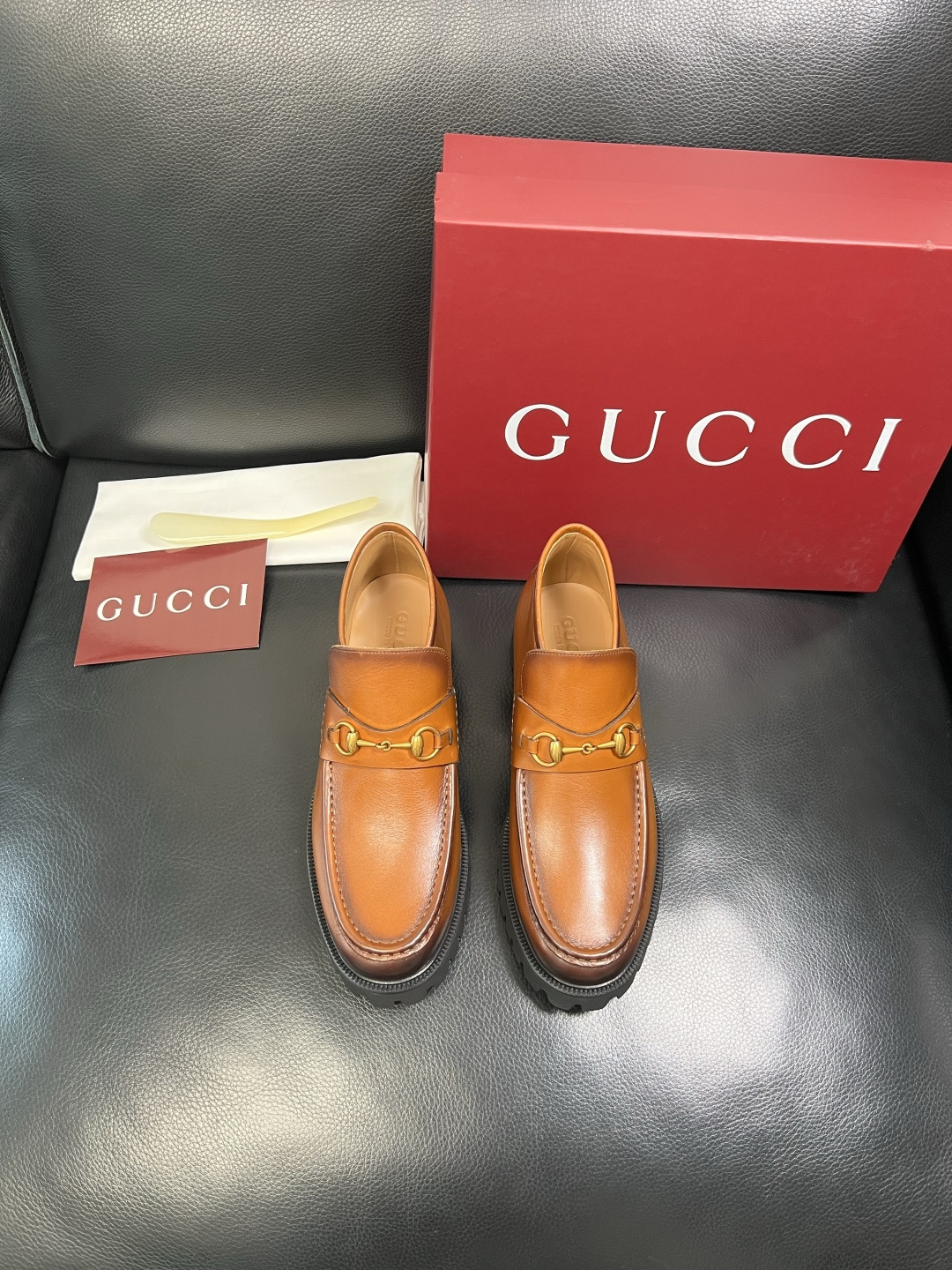 Ferragamo 高品质 顶级工艺品 菲拉格慕 靴子高帮专柜同步发售原厂配置，意大利进口原版牛皮，进口