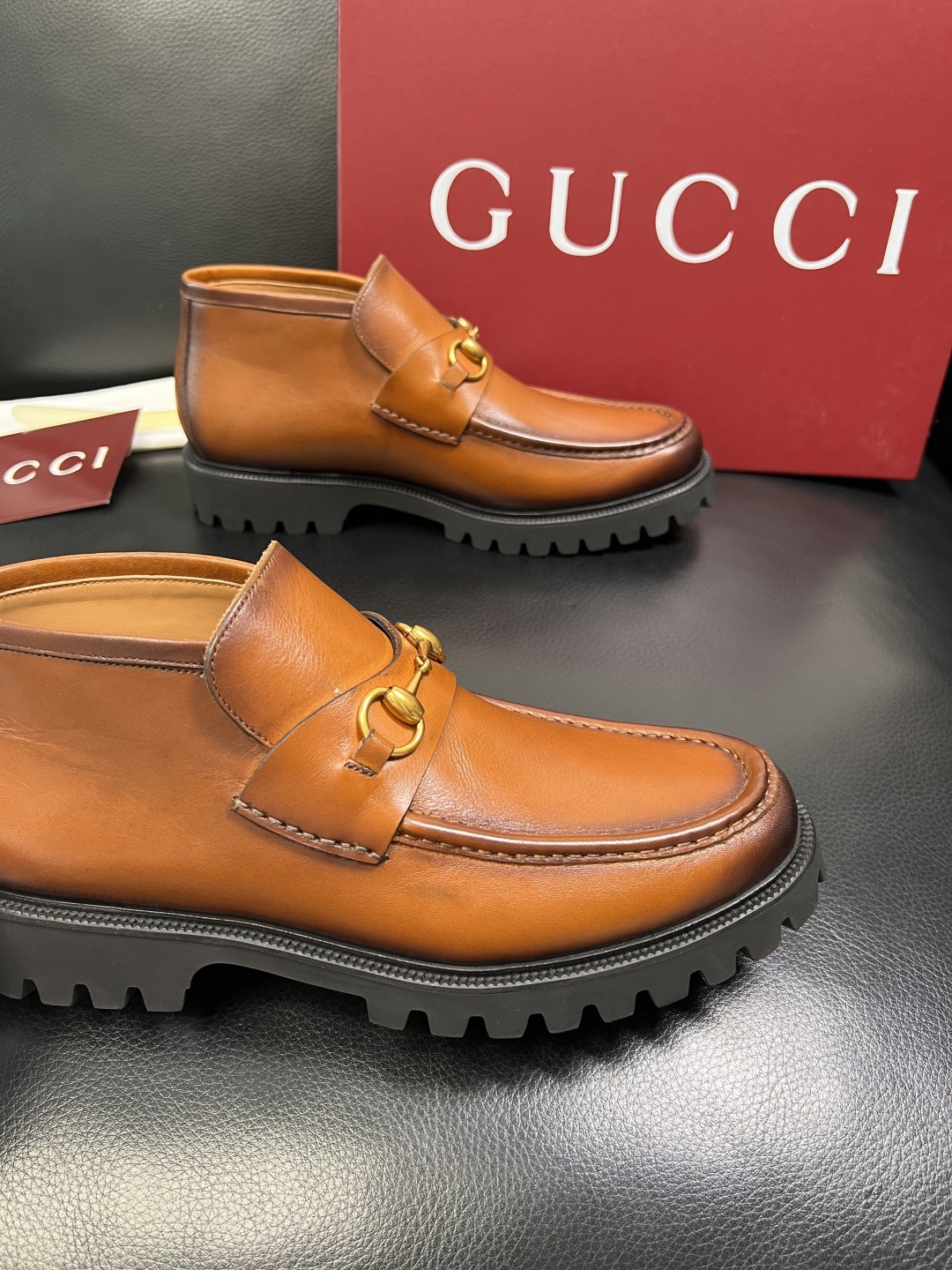 Ferragamo 高品质 顶级工艺品 菲拉格慕 靴子高帮专柜同步发售原厂配置，意大利进口原版牛皮，进口