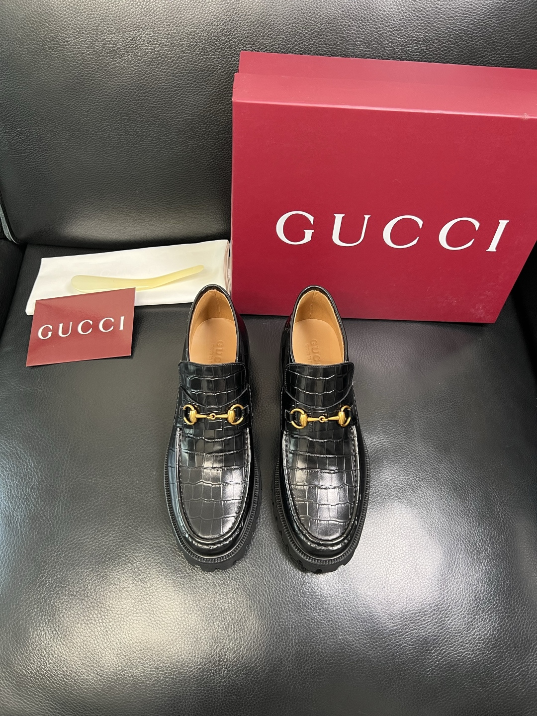 Ferragamo 高品质 顶级工艺品 菲拉格慕 靴子高帮专柜同步发售原厂配置，意大利进口原版牛皮，进口