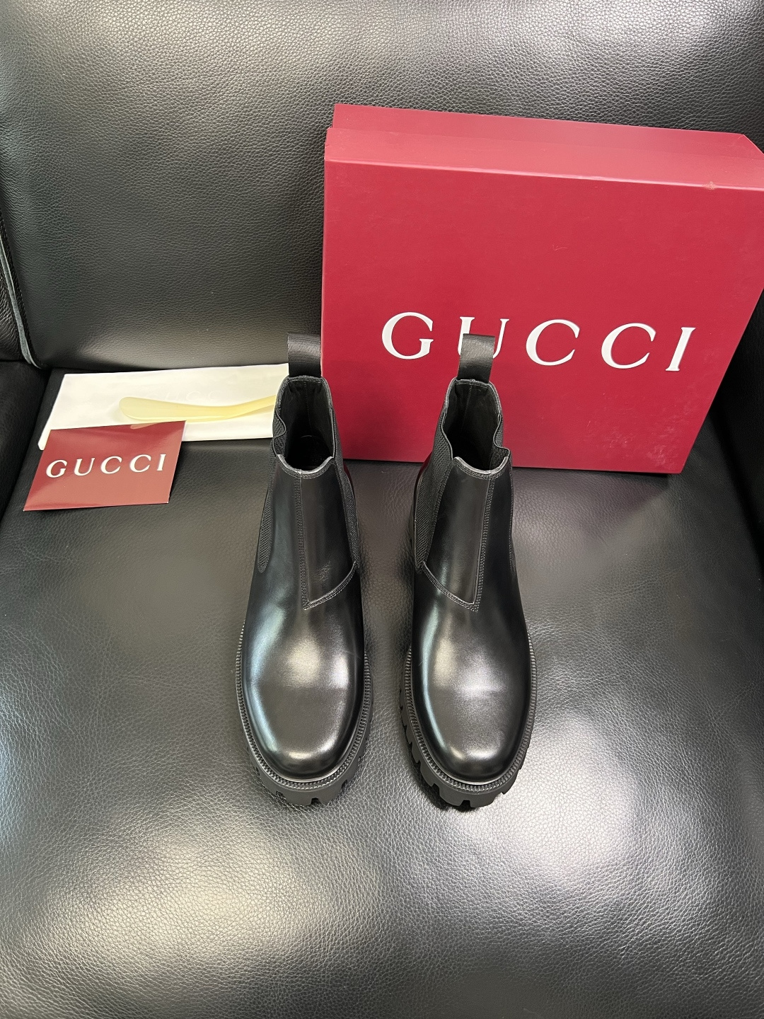 Ferragamo 高品质 顶级工艺品 菲拉格慕 靴子高帮专柜同步发售原厂配置，意大利进口原版牛皮，进口