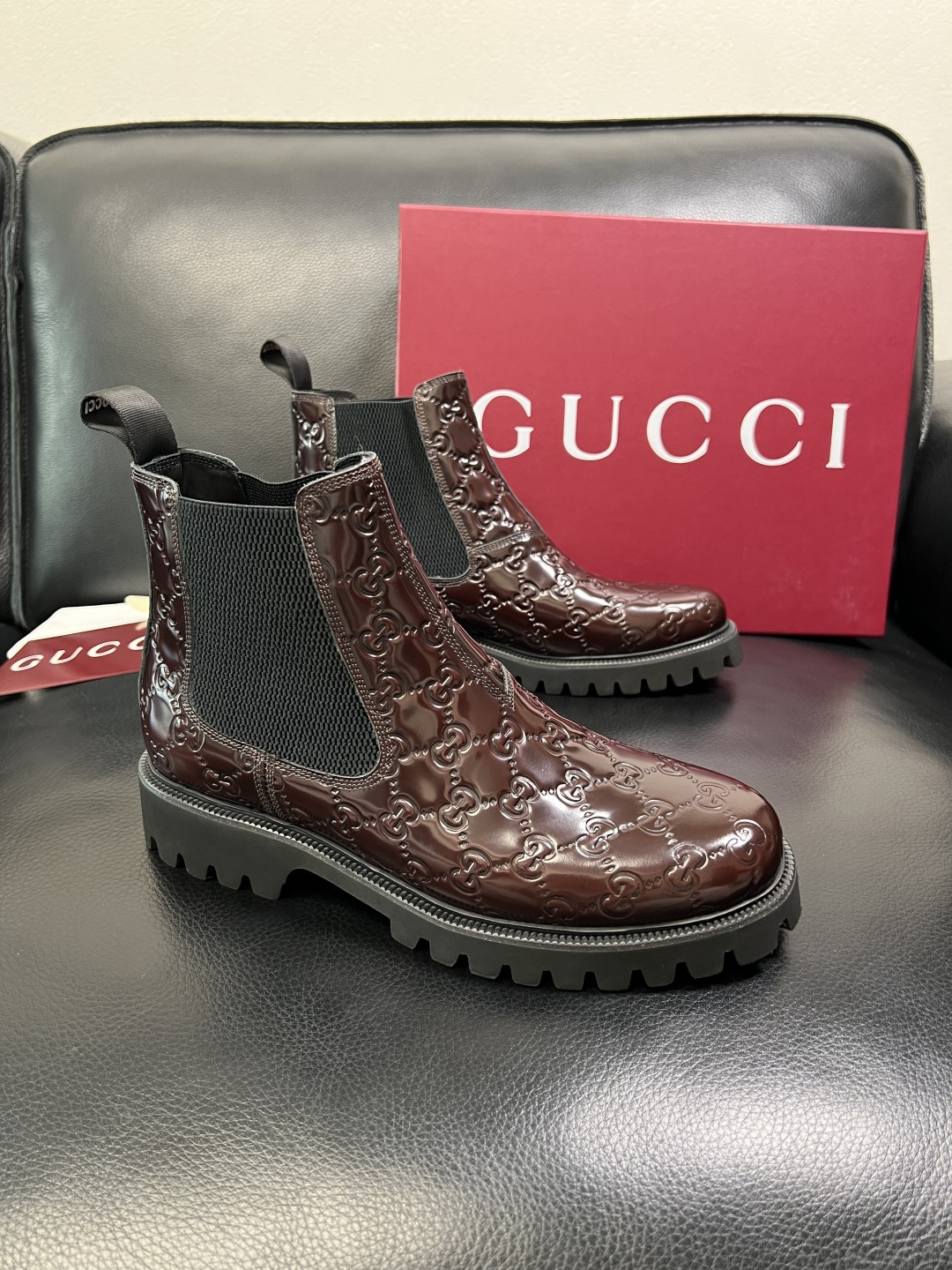 Ferragamo 高品质 顶级工艺品 菲拉格慕 靴子高帮专柜同步发售原厂配置，意大利进口原版牛皮，进口