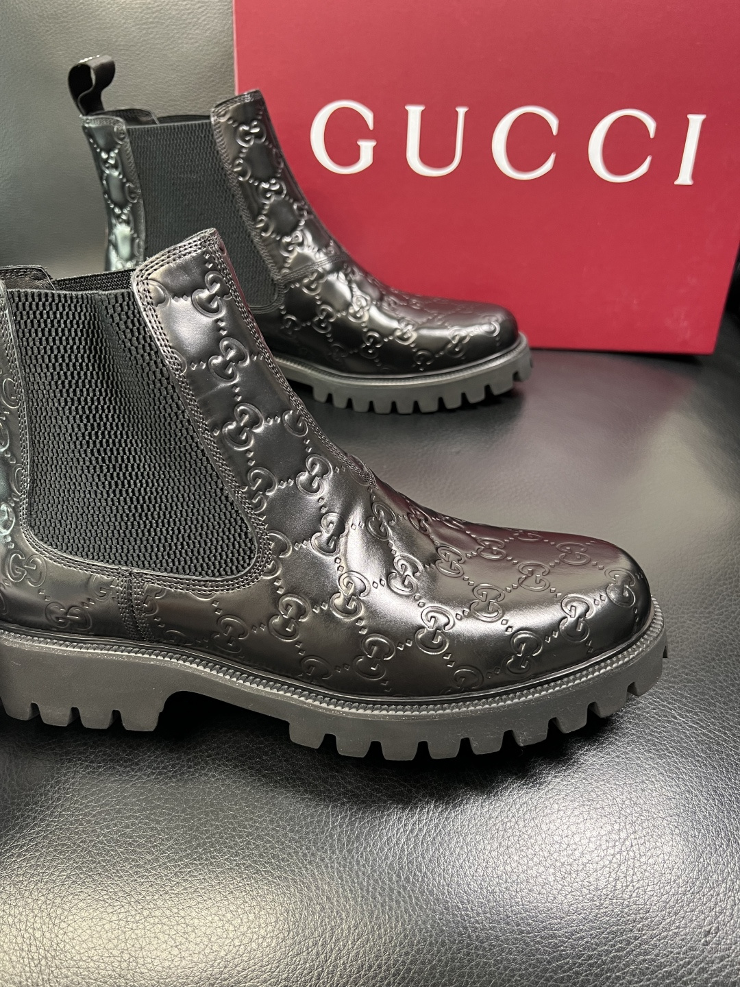 Ferragamo 高品质 顶级工艺品 菲拉格慕 靴子高帮专柜同步发售原厂配置，意大利进口原版牛皮，进口