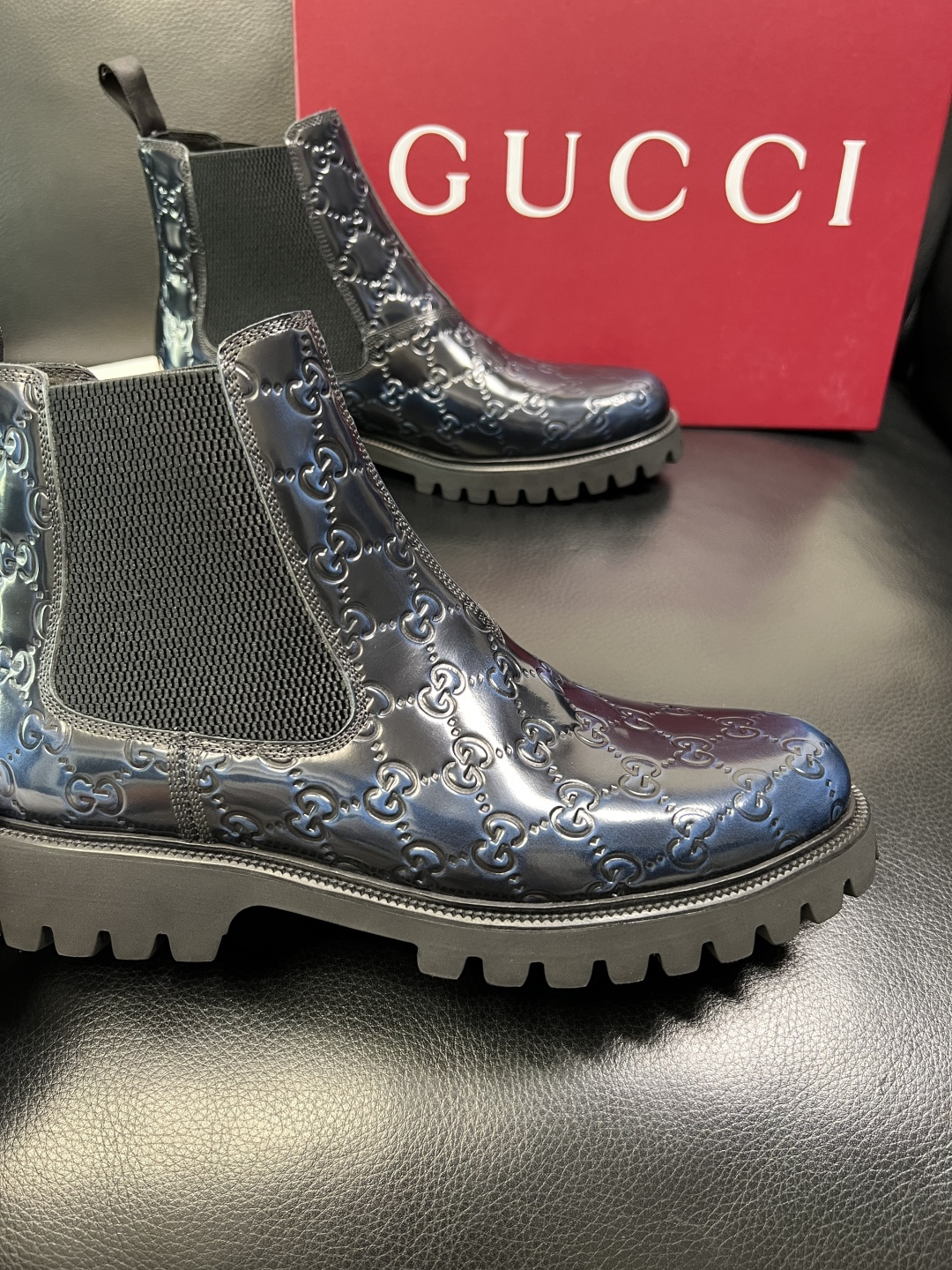 Ferragamo 高品质 顶级工艺品 菲拉格慕 靴子高帮专柜同步发售原厂配置，意大利进口原版牛皮，进口