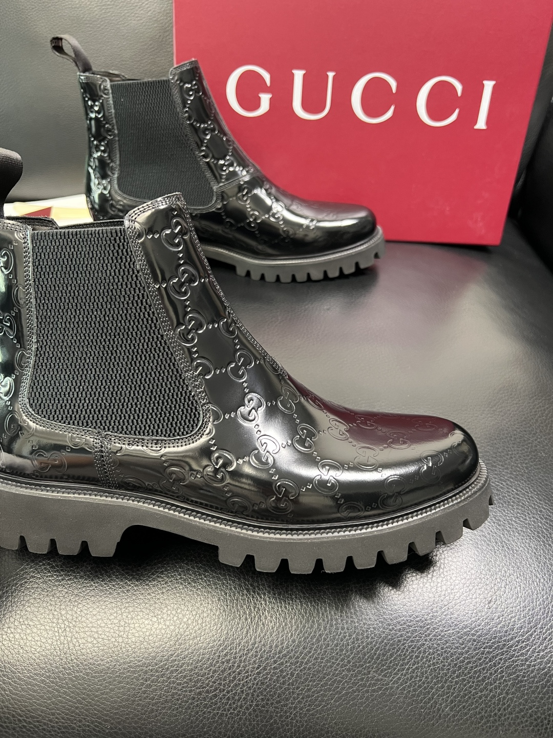 Ferragamo 高品质 顶级工艺品 菲拉格慕 靴子高帮专柜同步发售原厂配置，意大利进口原版牛皮，进口