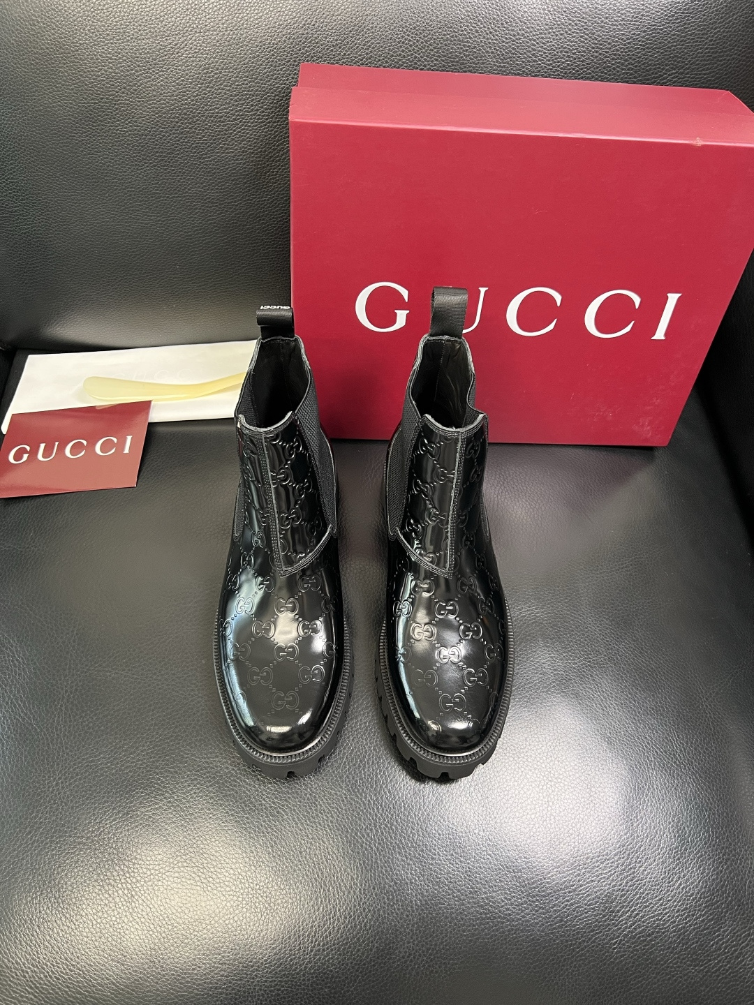 Ferragamo 高品质 顶级工艺品 菲拉格慕 靴子高帮专柜同步发售原厂配置，意大利进口原版牛皮，进口