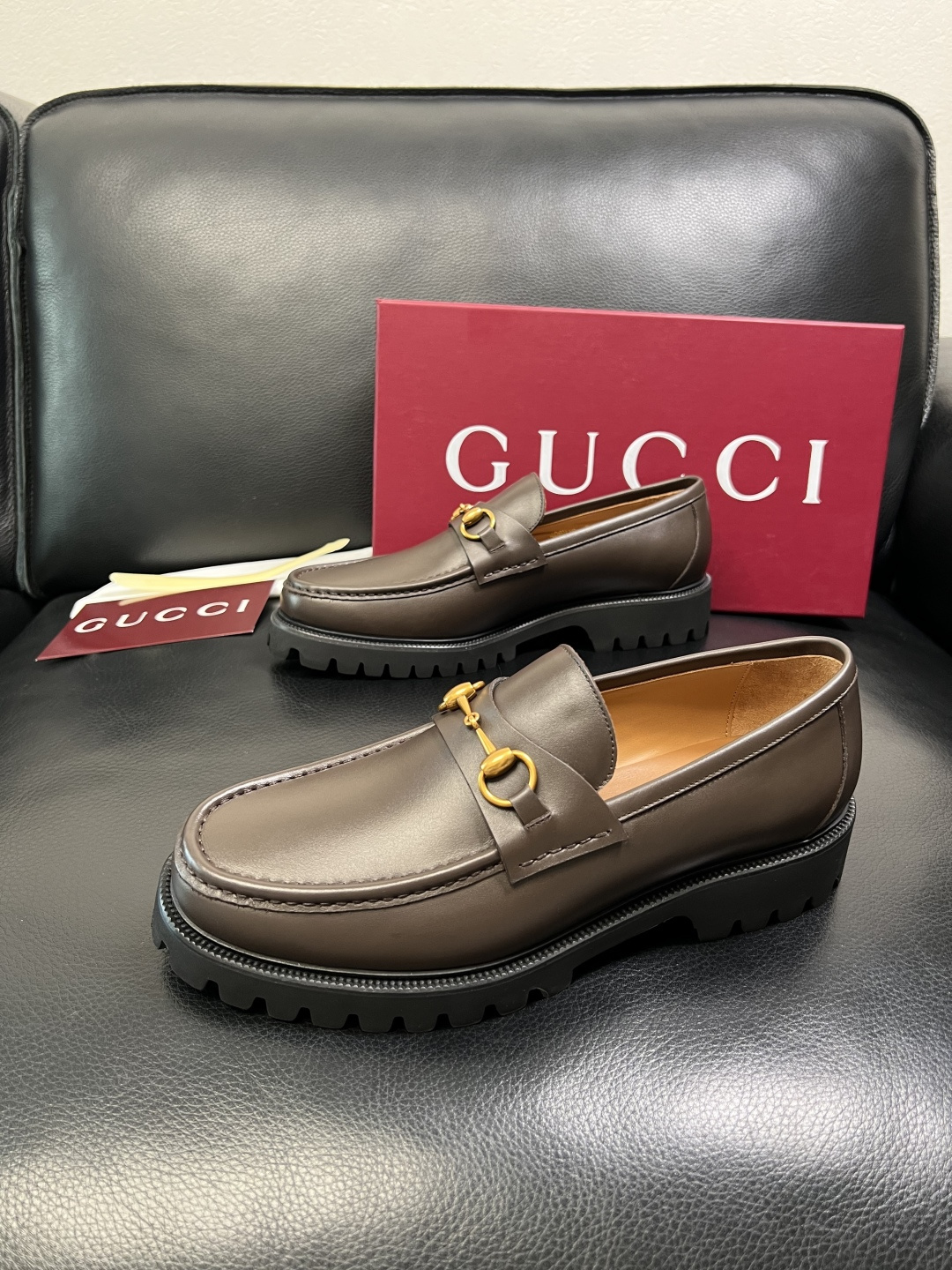 Ferragamo 高品质 顶级工艺品 菲拉格慕 专柜同步发售原厂配置，意大利进口原版牛皮，进口水染牛里