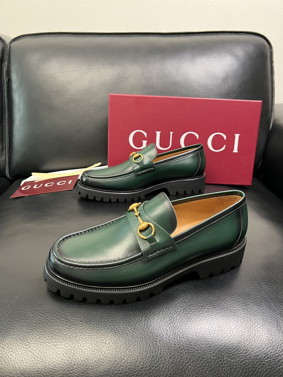 Ferragamo 高品质 顶级工艺品 菲拉格慕 专柜同步发售原厂配置，意大利进口原版牛皮，进口水染牛里