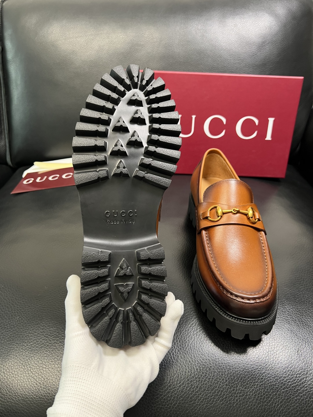 Ferragamo 高品质 顶级工艺品 菲拉格慕 专柜同步发售原厂配置，意大利进口原版牛皮，进口水染牛里