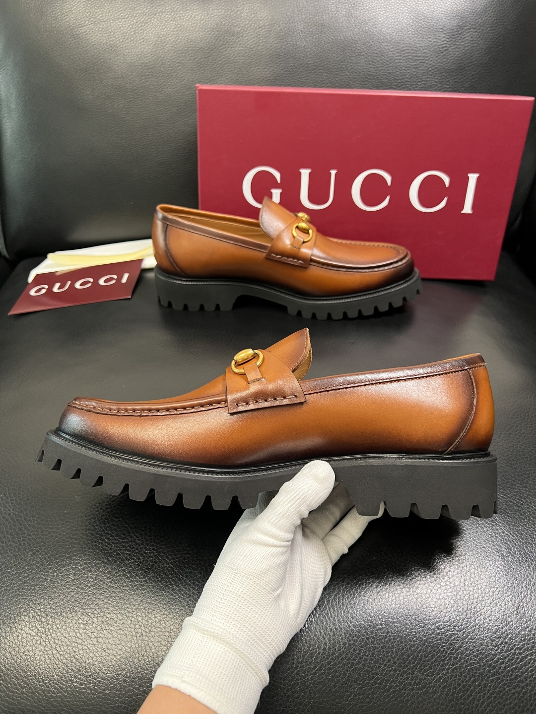 Ferragamo 高品质 顶级工艺品 菲拉格慕 专柜同步发售原厂配置，意大利进口原版牛皮，进口水染牛里