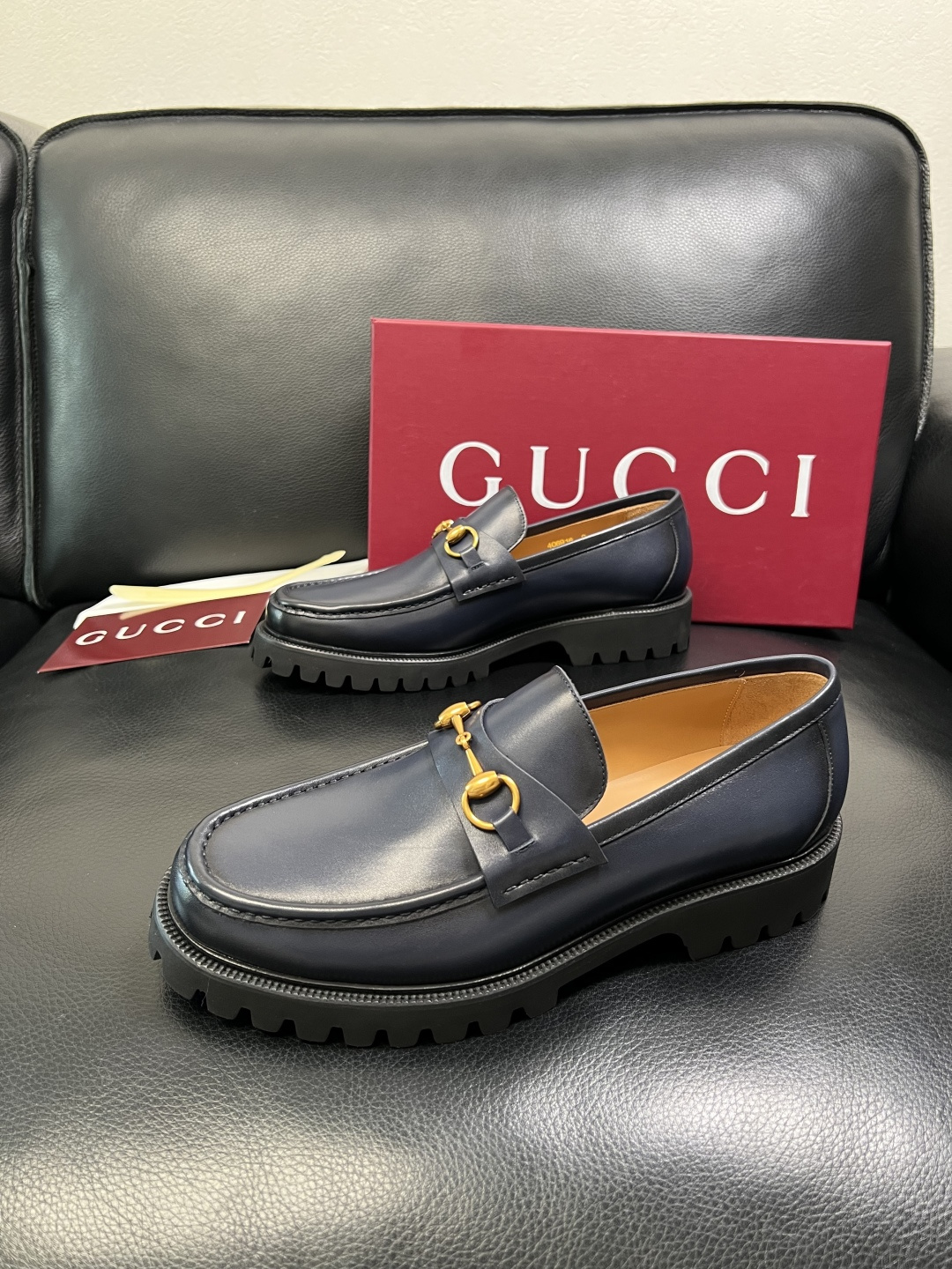 Ferragamo 高品质 顶级工艺品 菲拉格慕 专柜同步发售原厂配置，意大利进口原版牛皮，进口水染牛里