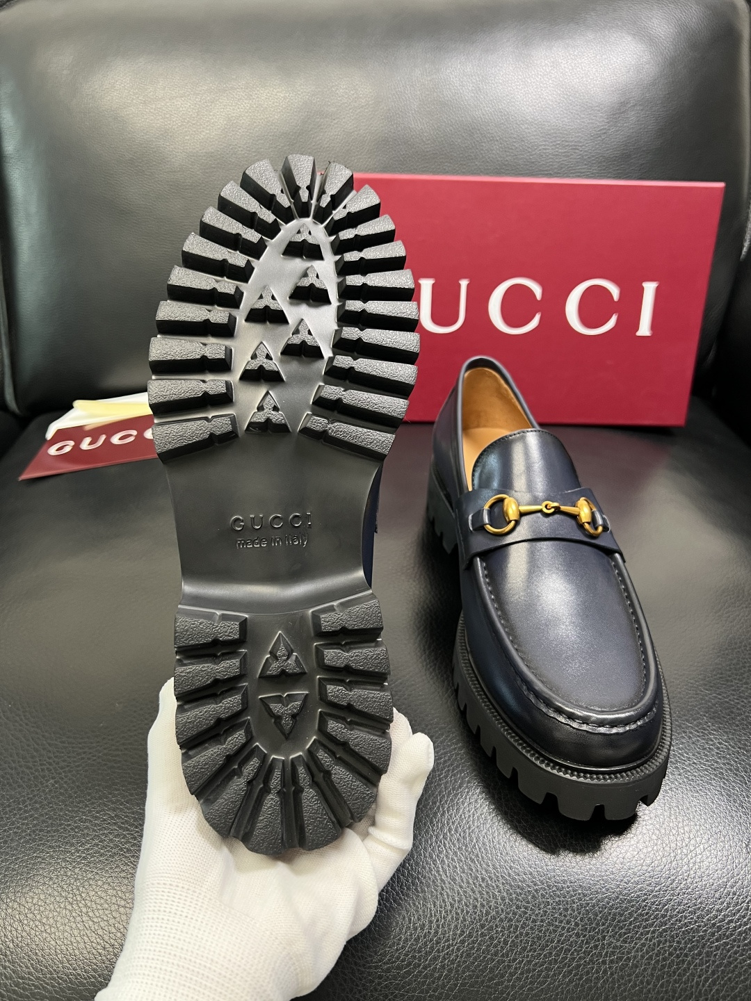 Ferragamo 高品质 顶级工艺品 菲拉格慕 专柜同步发售原厂配置，意大利进口原版牛皮，进口水染牛里