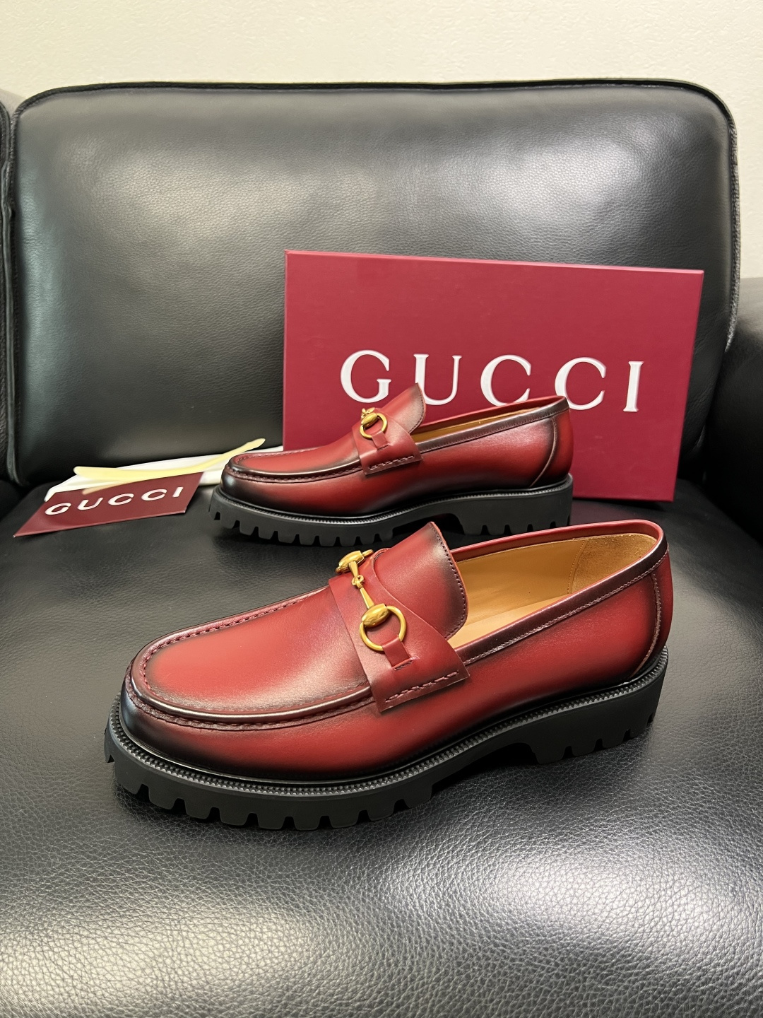 Ferragamo 高品质 顶级工艺品 菲拉格慕 专柜同步发售原厂配置，意大利进口原版牛皮，进口水染牛里