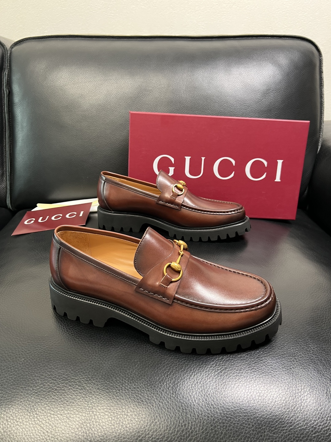 Ferragamo 高品质 顶级工艺品 菲拉格慕 专柜同步发售原厂配置，意大利进口原版牛皮，进口水染牛里