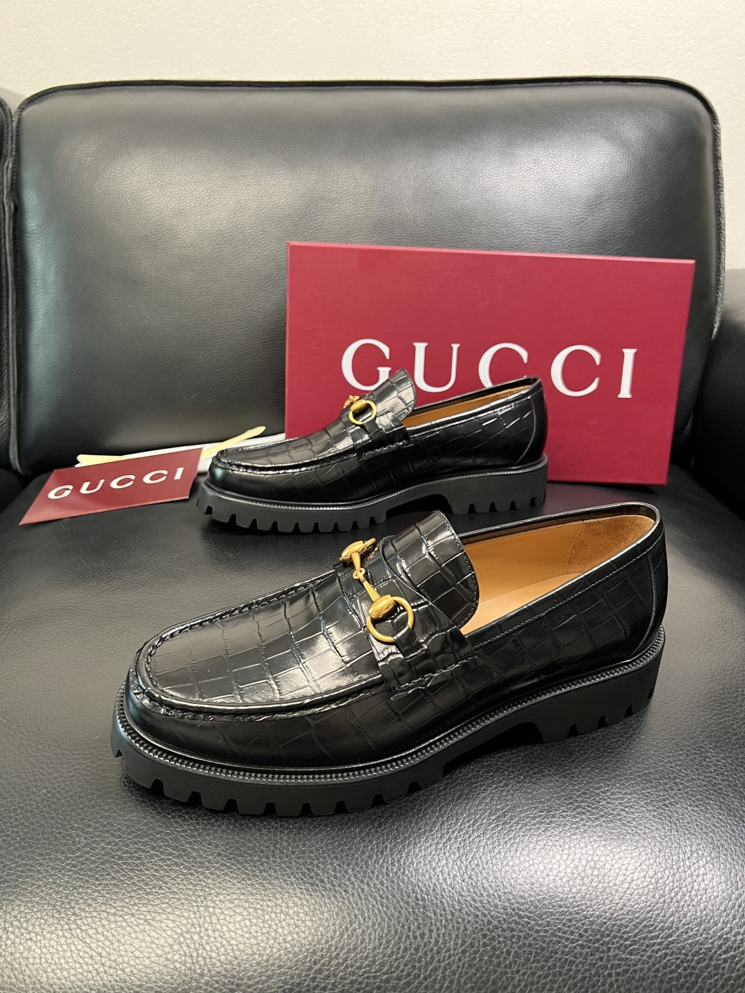 Ferragamo 高品质 顶级工艺品 菲拉格慕 专柜同步发售原厂配置，意大利进口原版牛皮，进口水染牛里