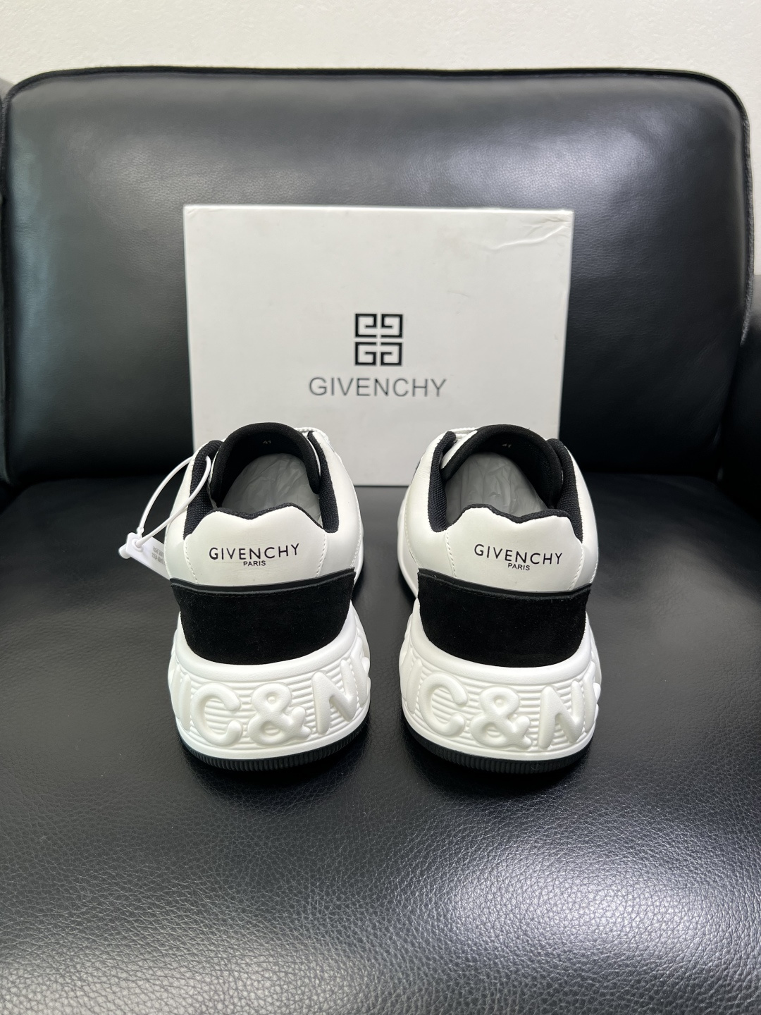 Givenchy 高品质 顶级工艺品 纪梵希 专柜同步原厂配置，意大利进口牛皮搭配面料，全鞋配件私模打造