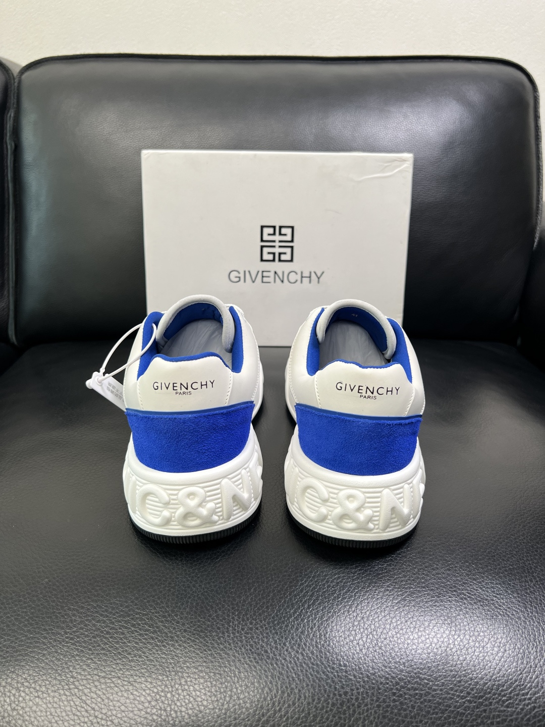 Givenchy 高品质 顶级工艺品 纪梵希 专柜同步原厂配置，意大利进口牛皮搭配面料，全鞋配件私模打造