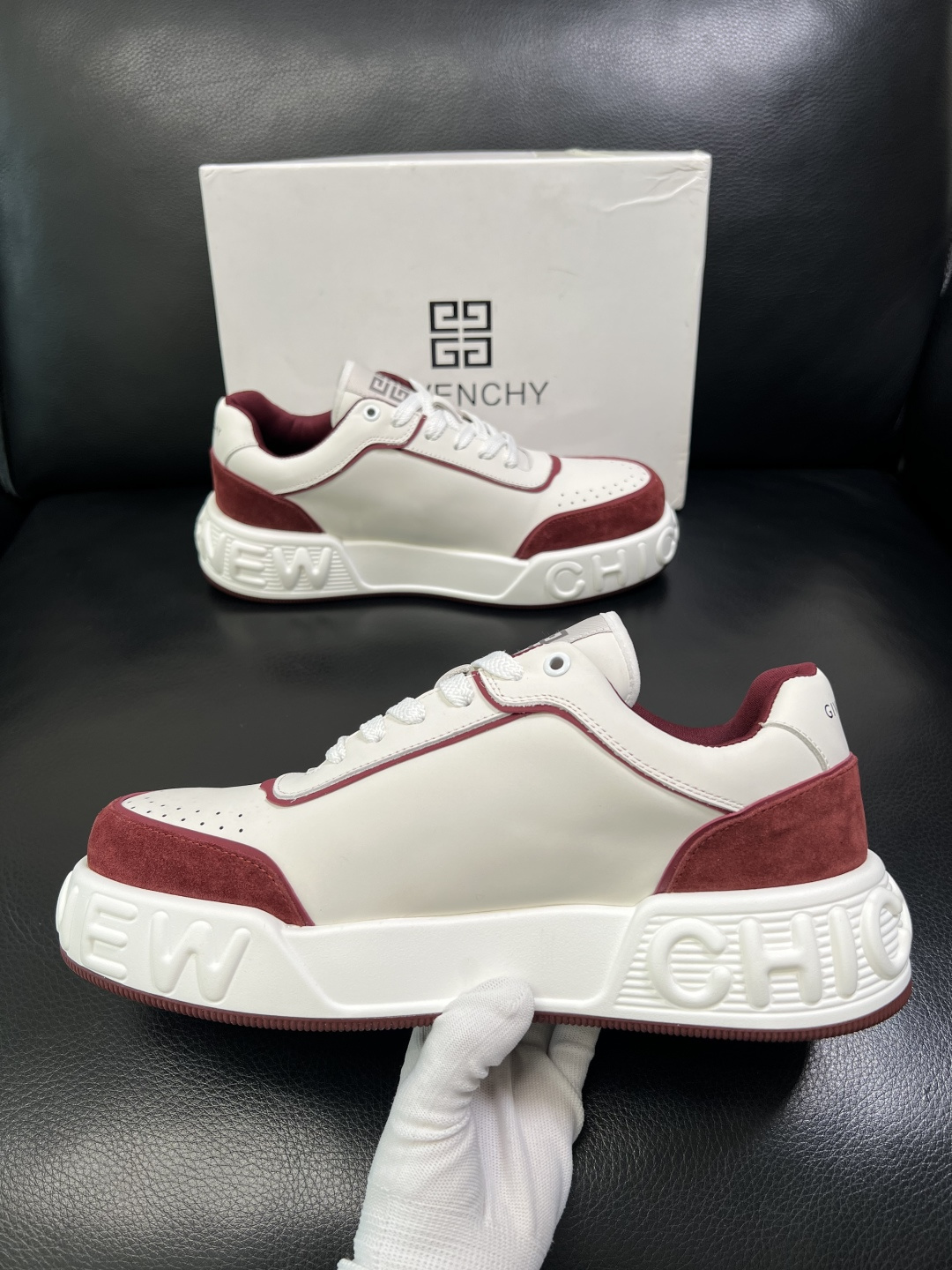 Givenchy 高品质 顶级工艺品 纪梵希 专柜同步原厂配置，意大利进口牛皮搭配面料，全鞋配件私模打造