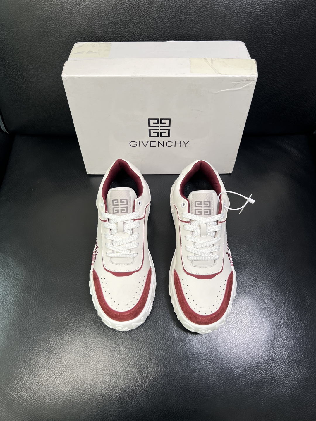 Givenchy 高品质 顶级工艺品 纪梵希 专柜同步原厂配置，意大利进口牛皮搭配面料，全鞋配件私模打造