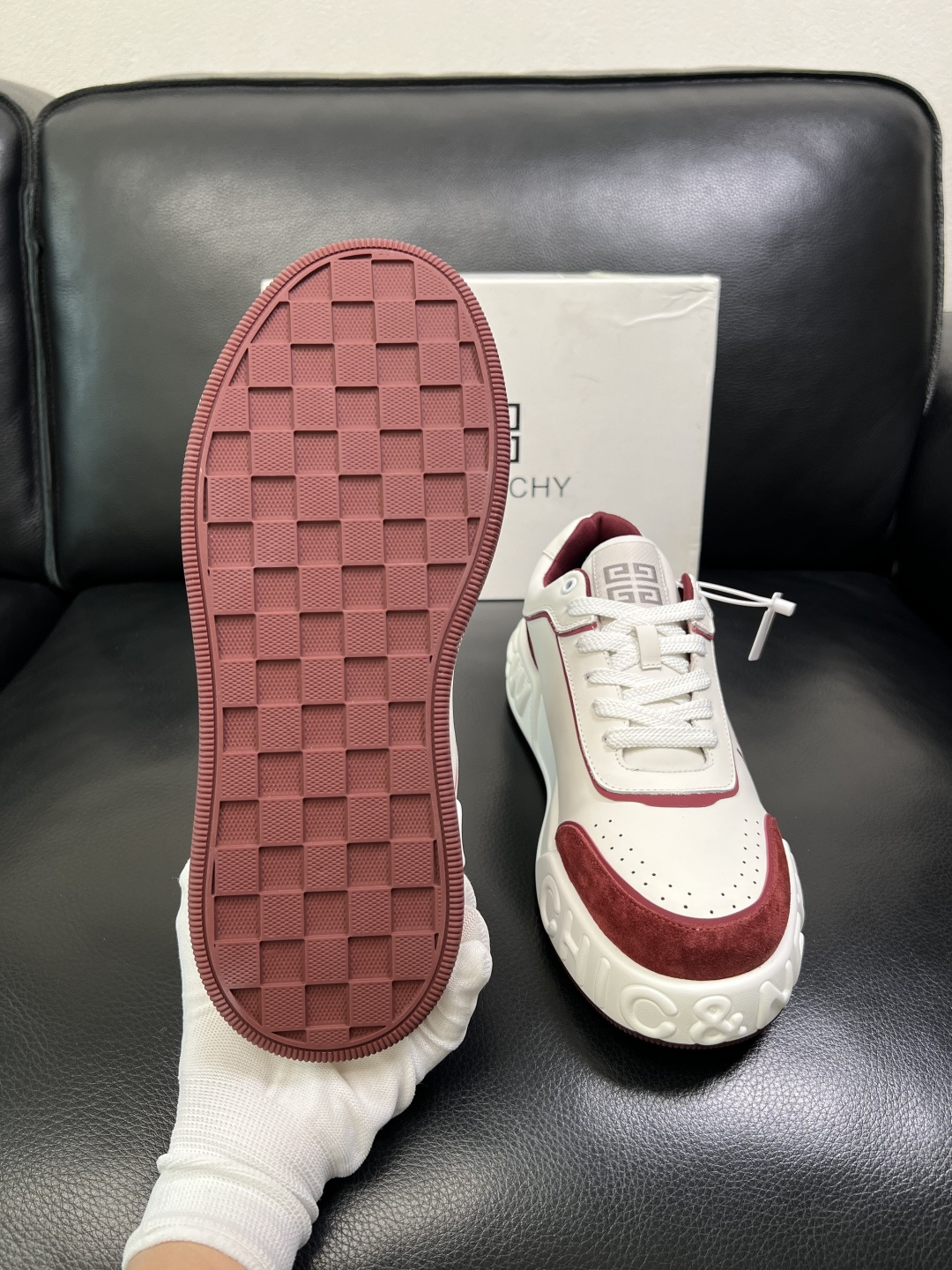 Givenchy 高品质 顶级工艺品 纪梵希 专柜同步原厂配置，意大利进口牛皮搭配面料，全鞋配件私模打造