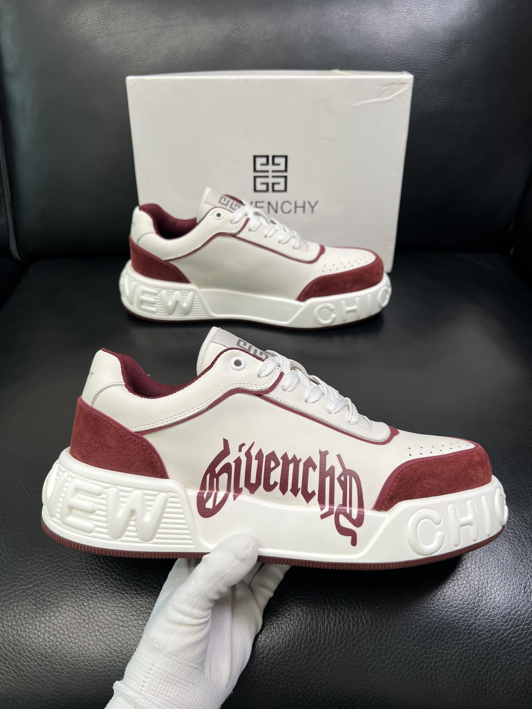 Givenchy 高品质 顶级工艺品 纪梵希 专柜同步原厂配置，意大利进口牛皮搭配面料，全鞋配件私模打造