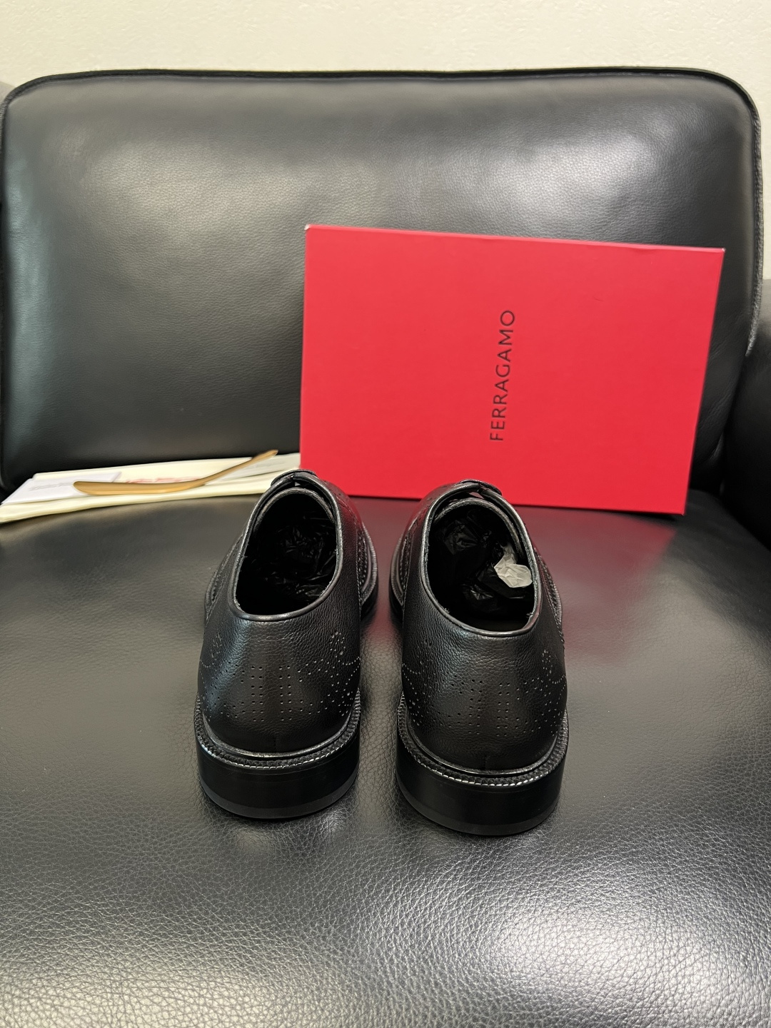 Ferragamo 高品质 顶级工艺品 菲拉格慕 皮鞋 专柜同步发售原厂配置，意大利进口原版牛皮，进口水