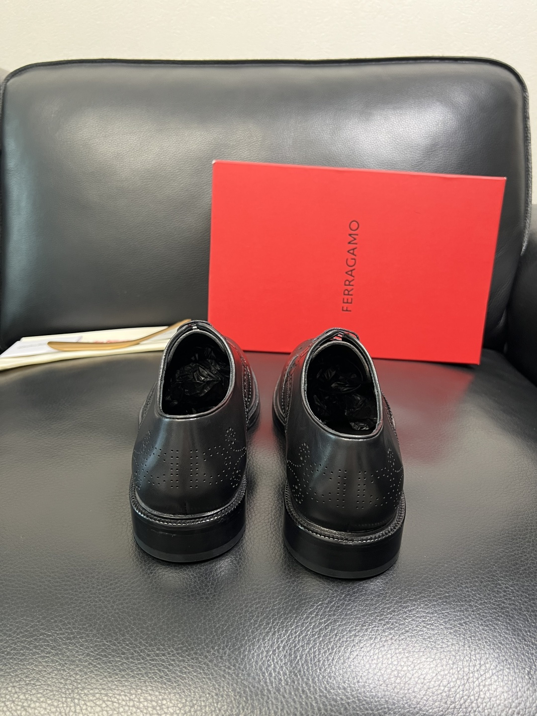 Ferragamo 高品质 顶级工艺品 菲拉格慕 皮鞋 专柜同步发售原厂配置，意大利进口原版牛皮，进口水