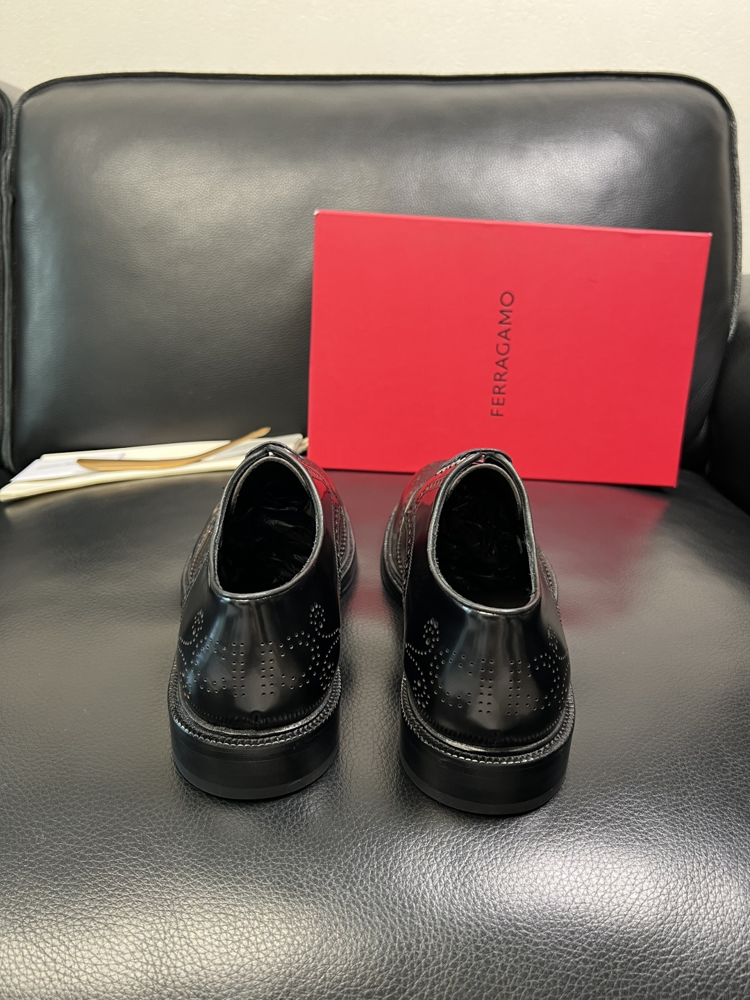 Ferragamo 高品质 顶级工艺品 菲拉格慕 皮鞋 专柜同步发售原厂配置，意大利进口原版牛皮，进口水