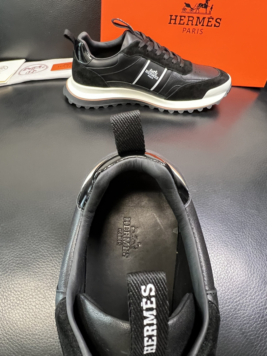 Hermes 顶级工艺品 爱马仕 专柜同步 原厂配置，意大利进口原版牛皮面料，高品质拼接工艺，全进口水染