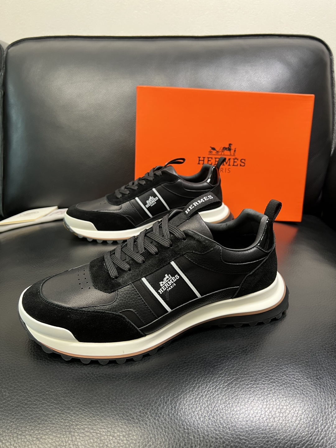 Hermes 顶级工艺品 爱马仕 专柜同步 原厂配置，意大利进口原版牛皮面料，高品质拼接工艺，全进口水染